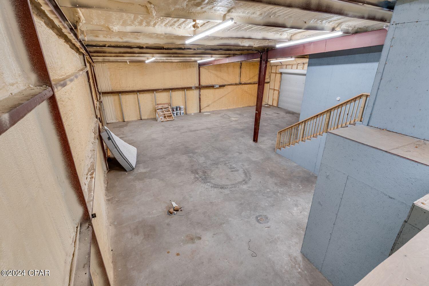 Highland City - Commercial Sale