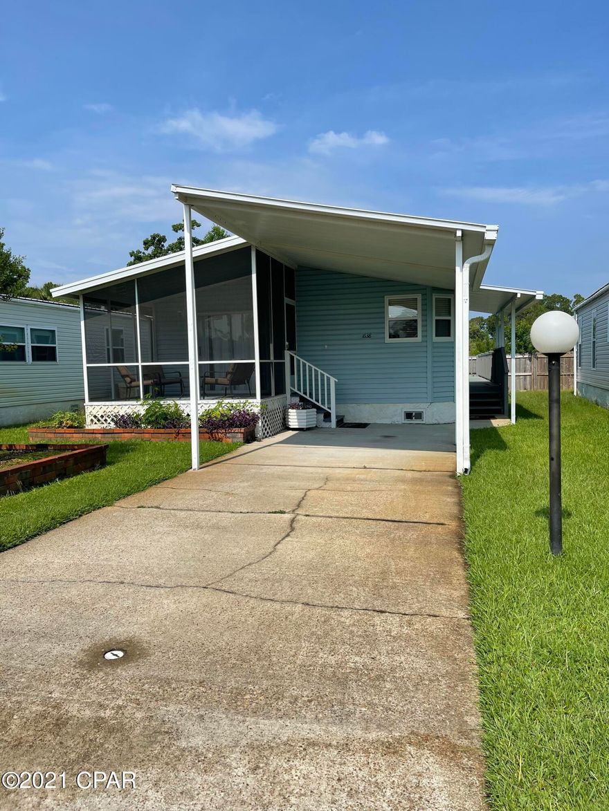 freshly painted and immaculate