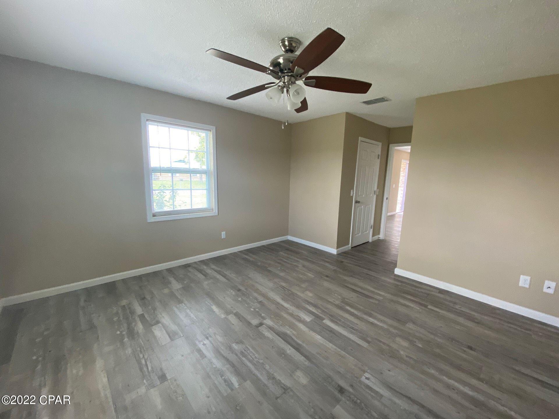 [No Recorded Subdiv] - Residential Lease