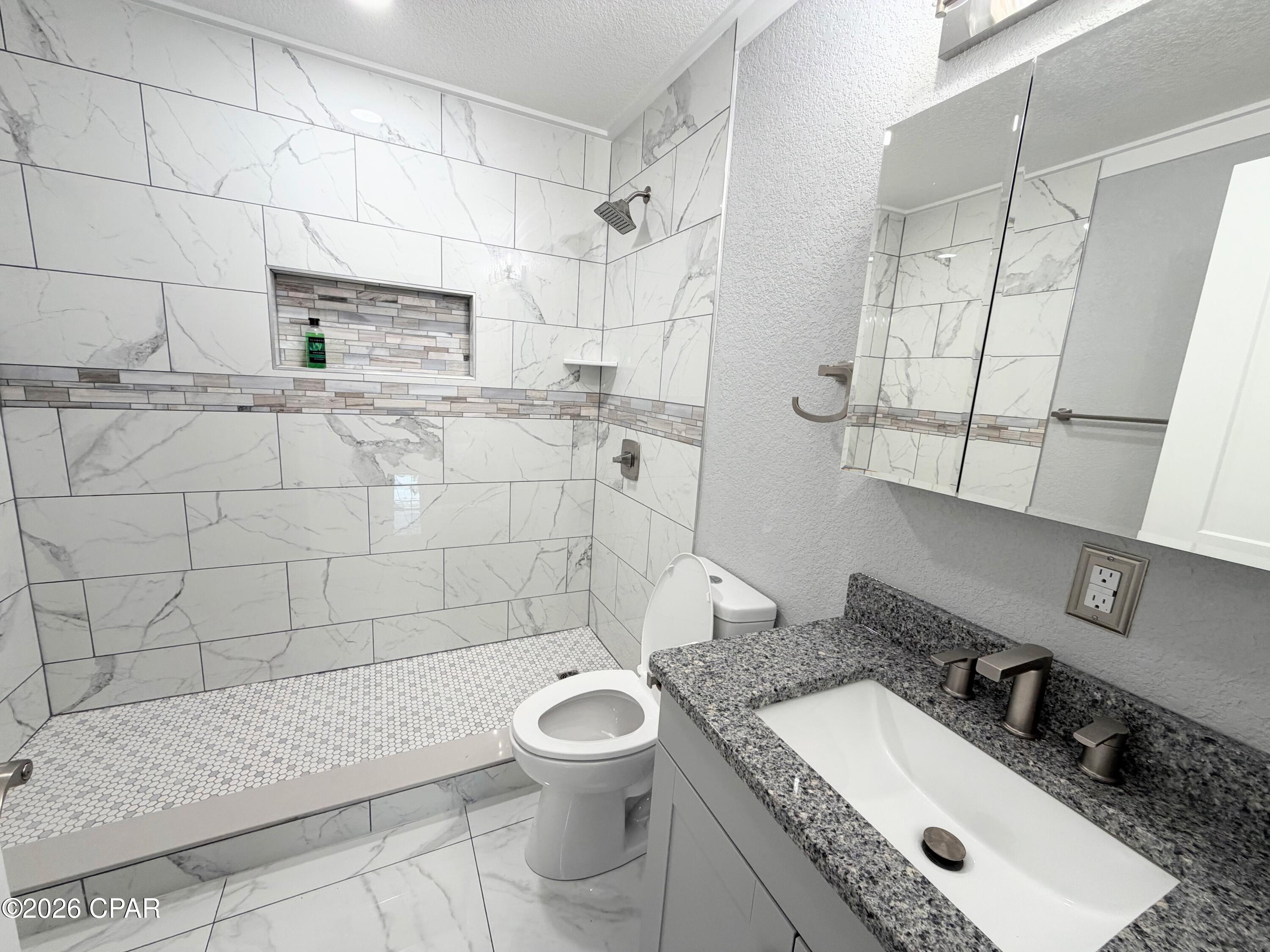 Grand Ridge - Residential