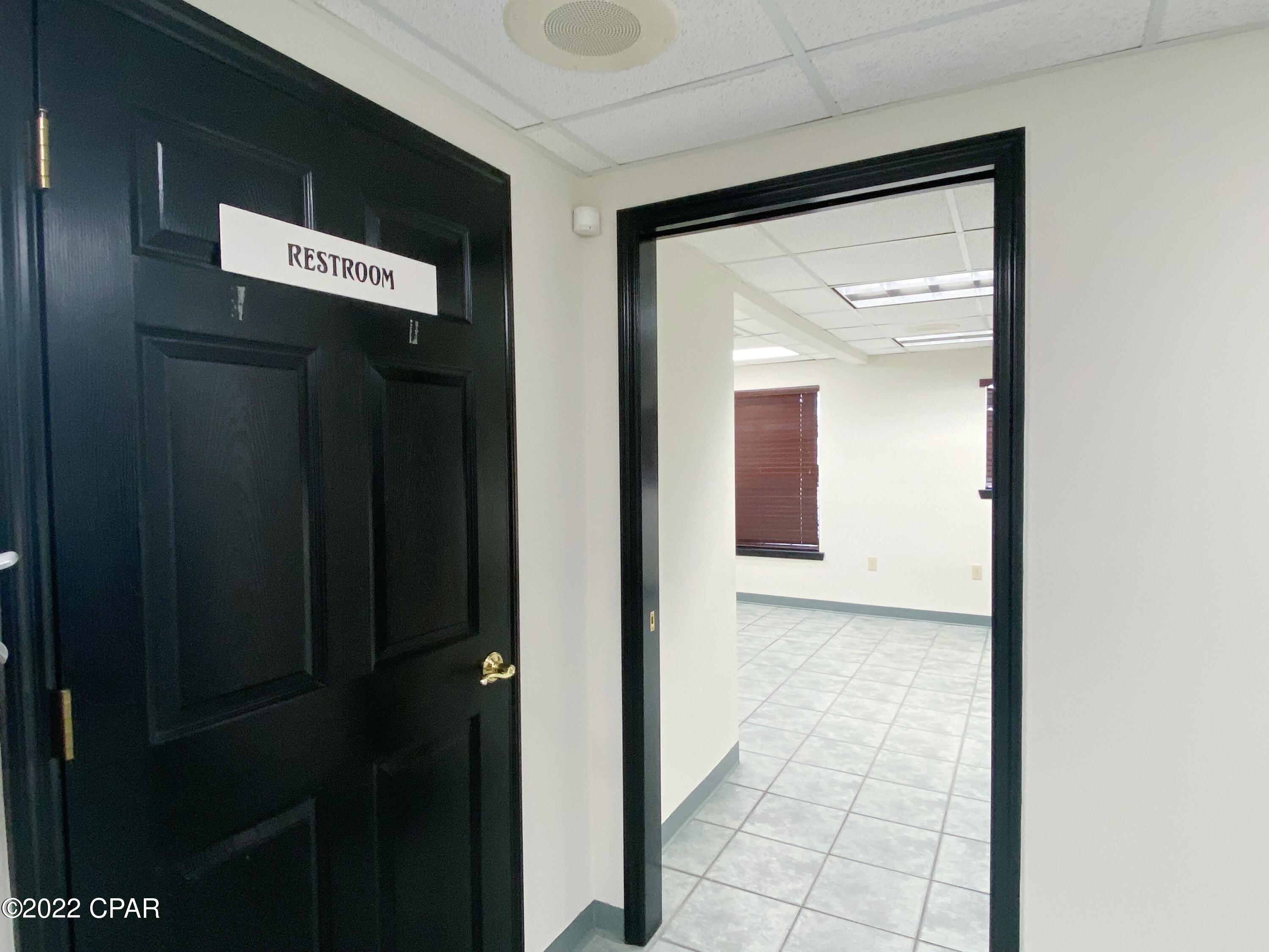 [No Recorded Subdiv] - Commercial Lease