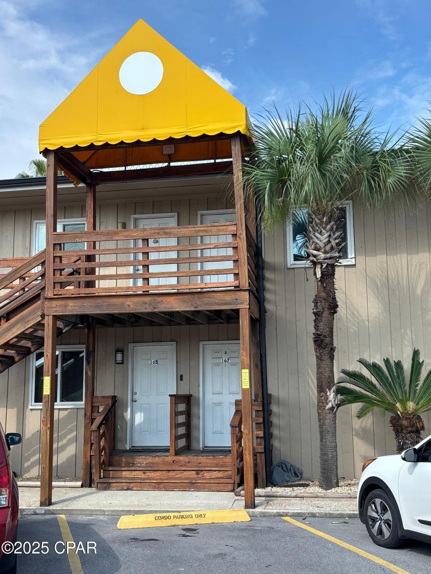 1 bedroom 1 bath condo at Sun Harbor. Overlooking the pool. Just painted, clean. Unwind on the balcony with beautiful views of the bay, the pool and the bridge. Strict no pets policy per HOA