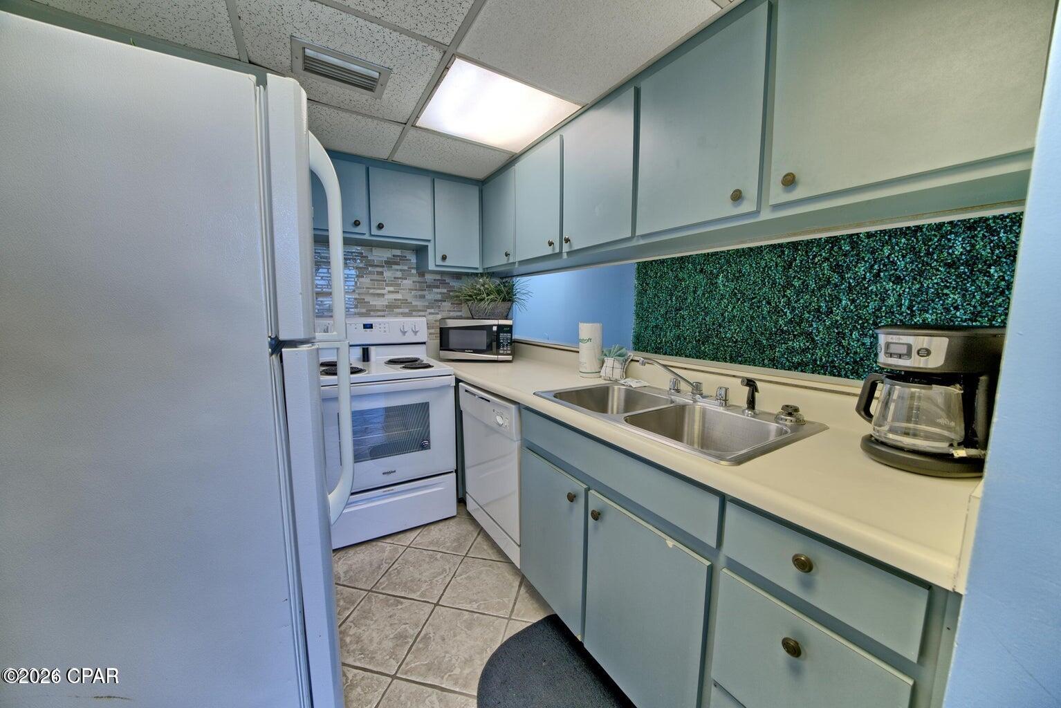 Sunbird Condo - Residential