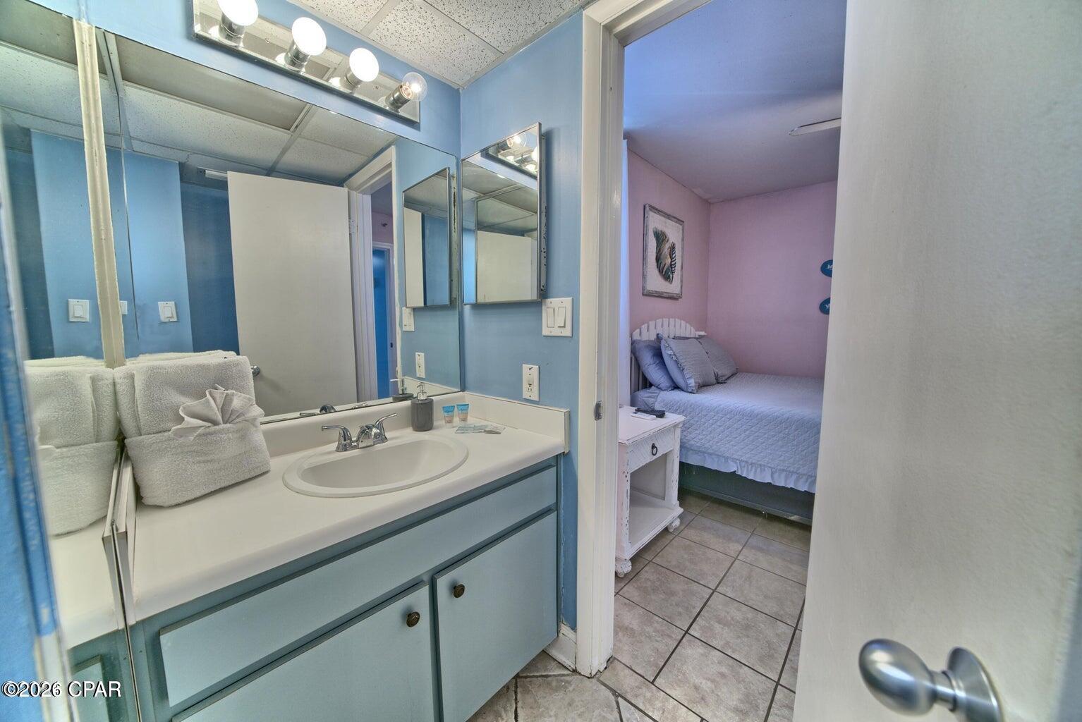 Sunbird Condo - Residential