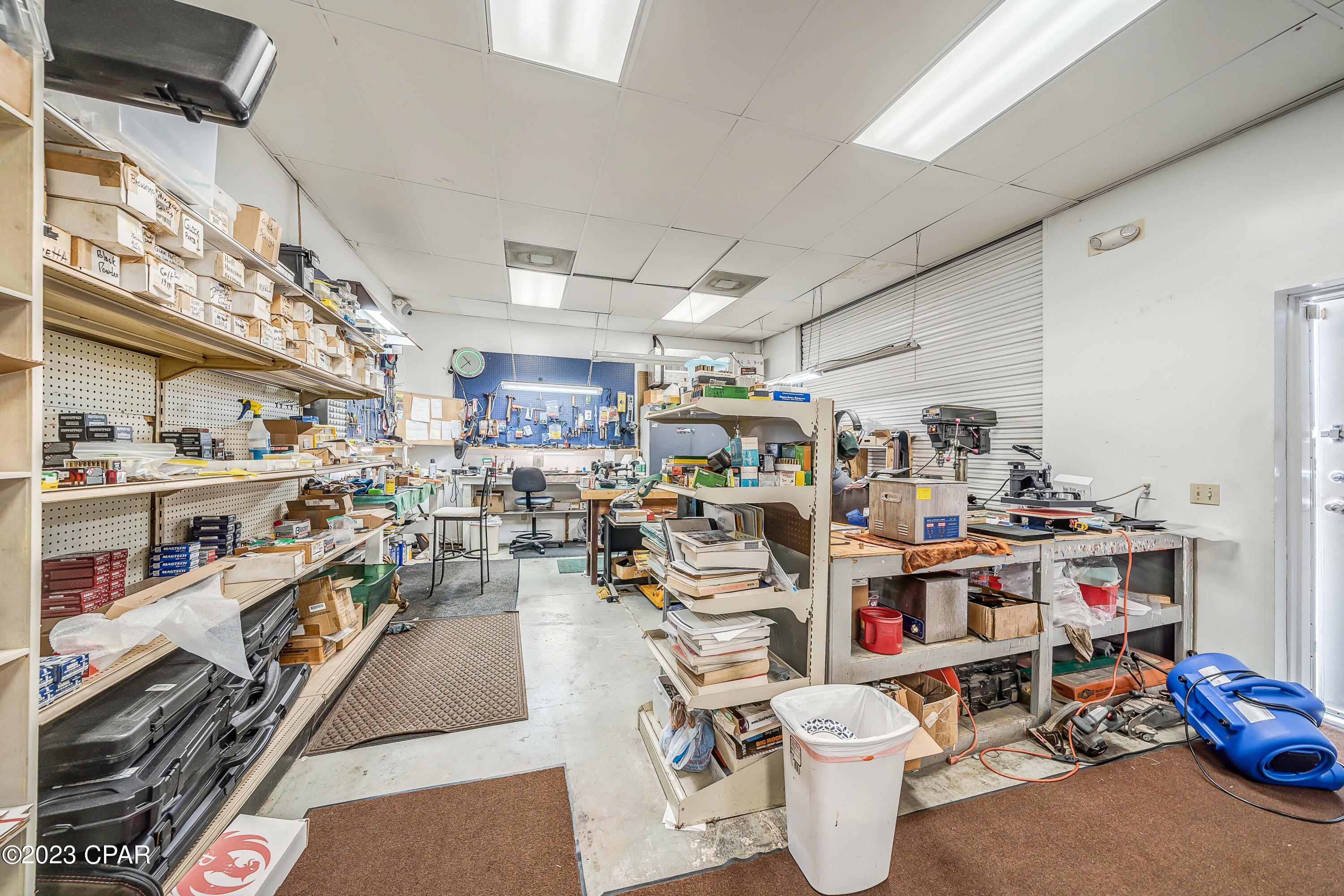 [No Recorded Subdiv] - Commercial Sale