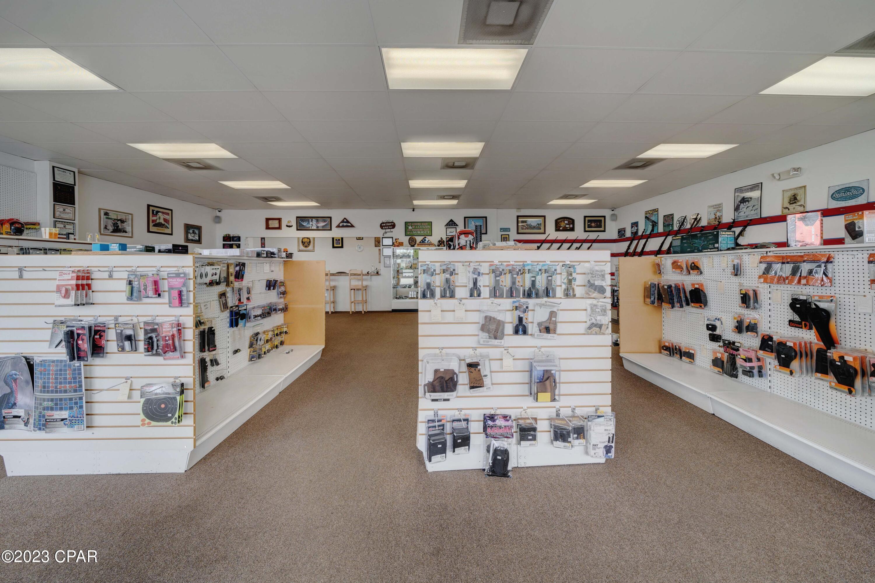 [No Recorded Subdiv] - Commercial Sale