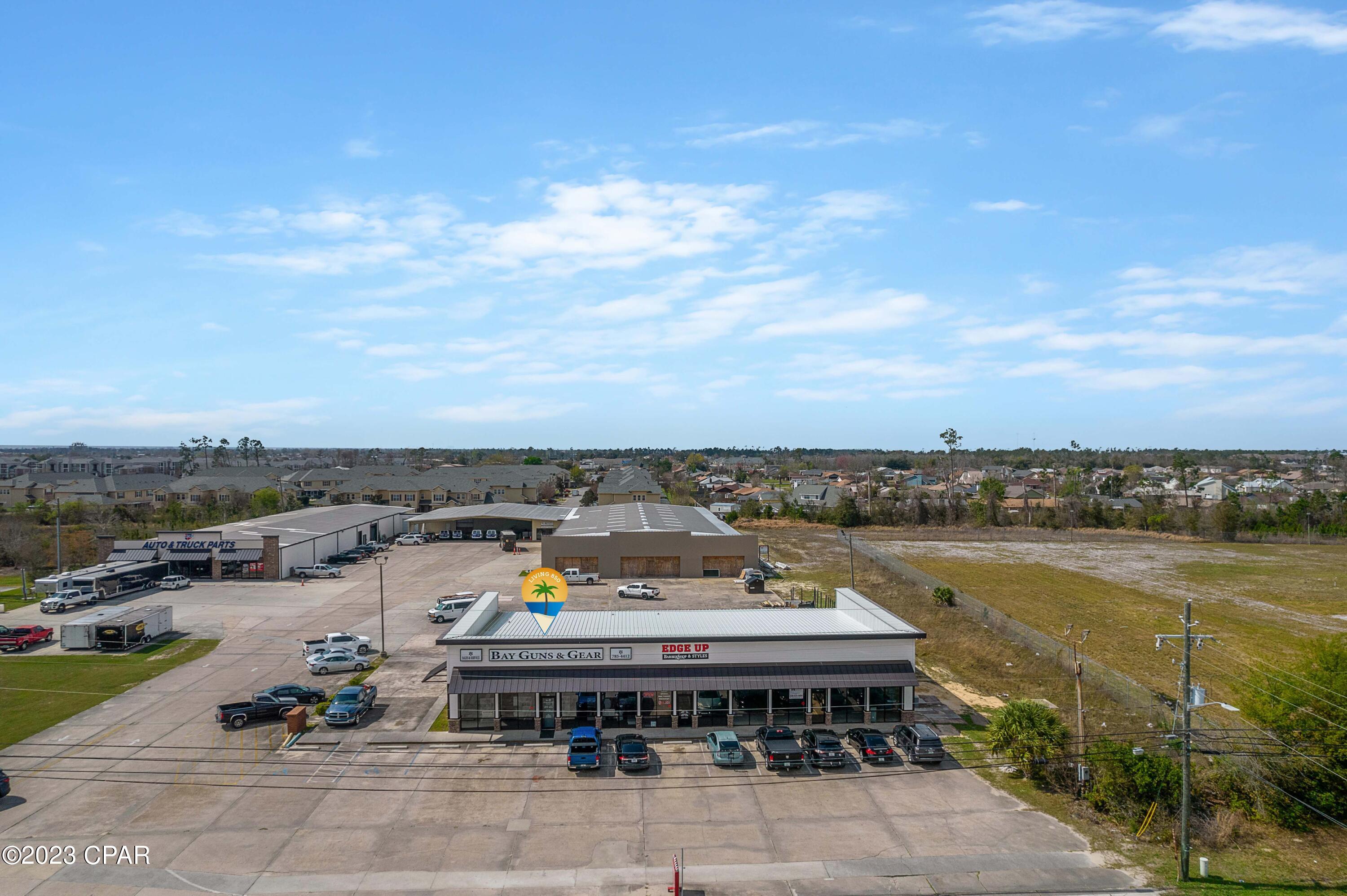 [No Recorded Subdiv] - Commercial Sale