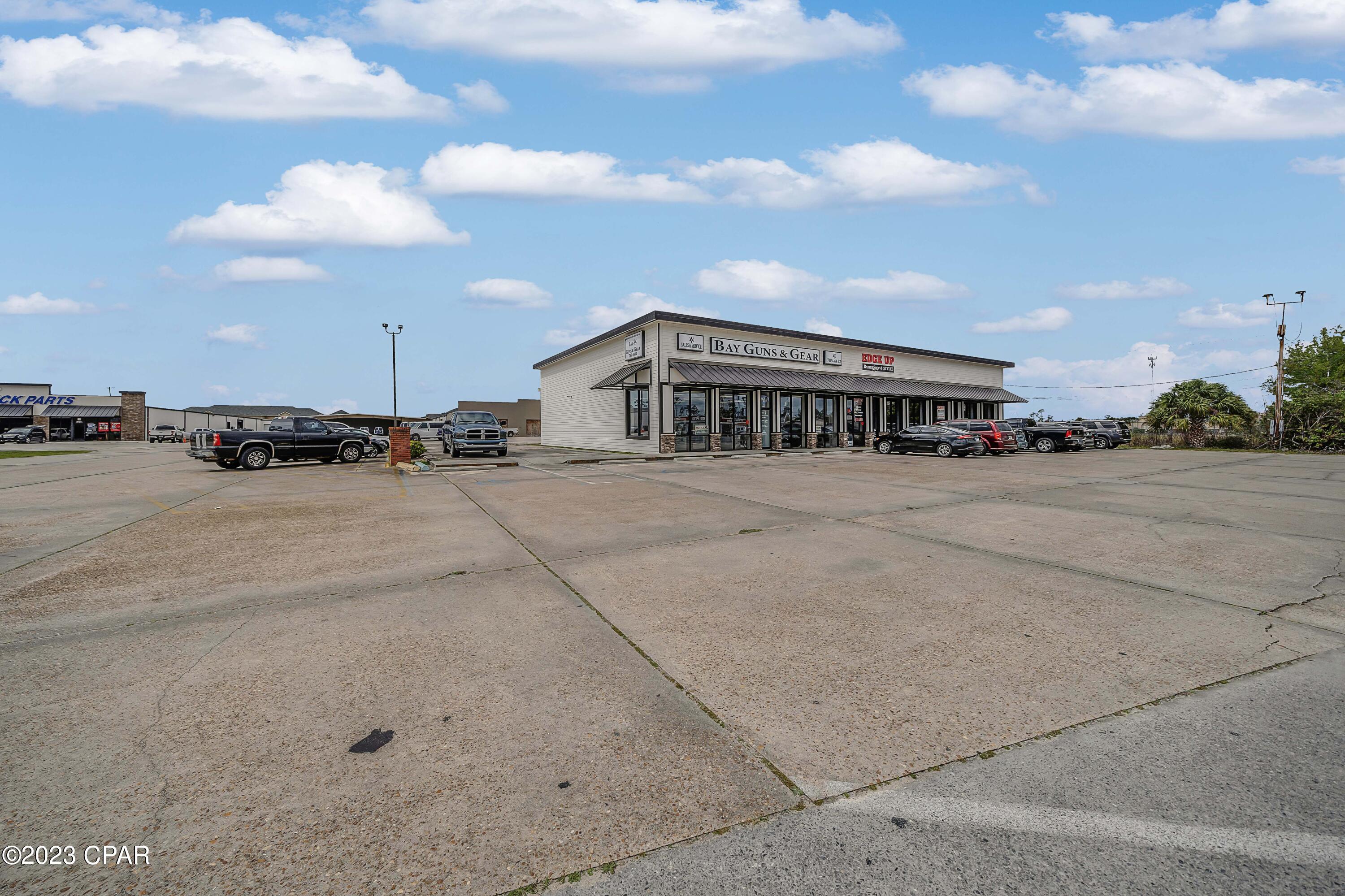 [No Recorded Subdiv] - Commercial Sale