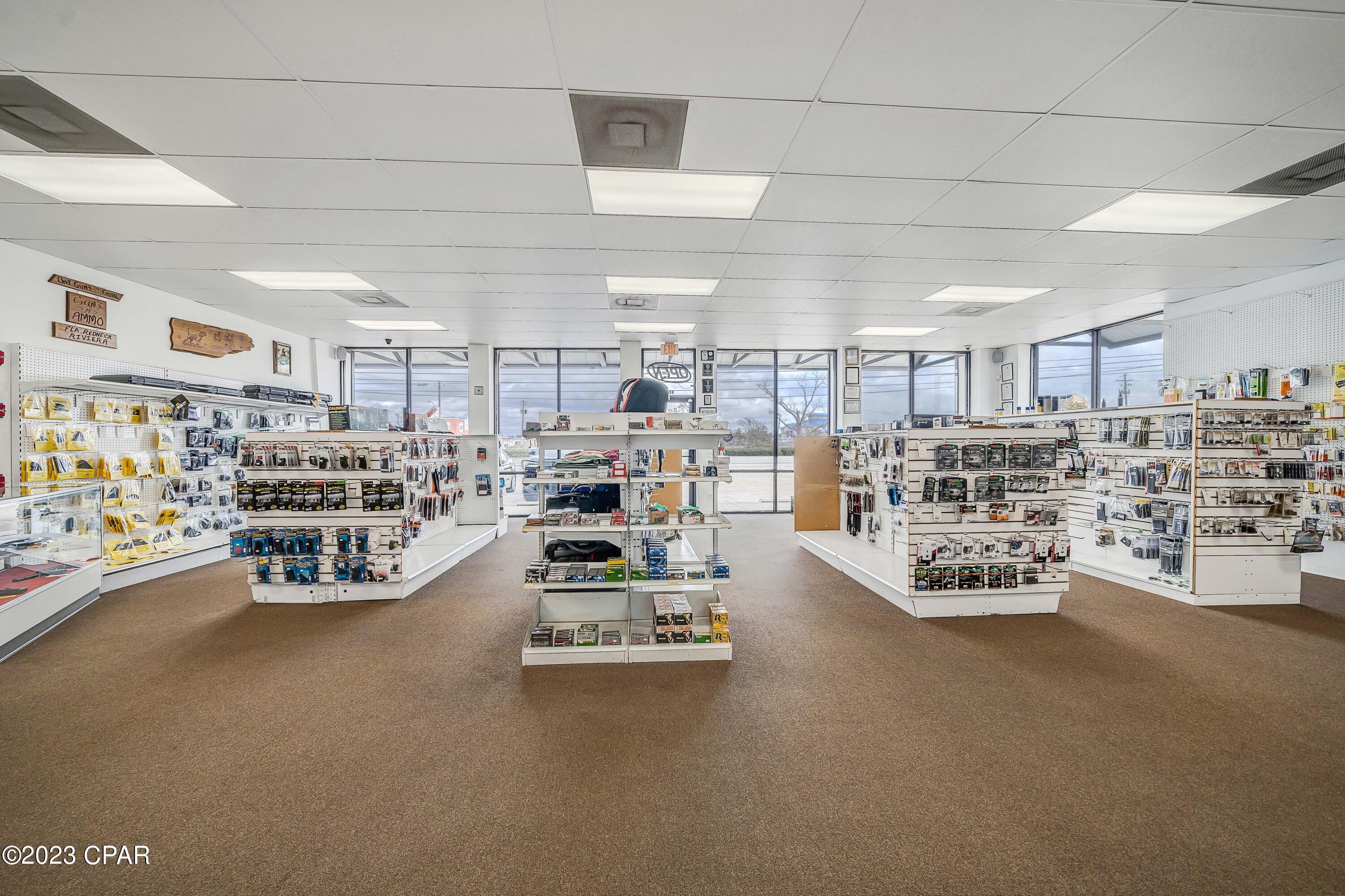 [No Recorded Subdiv] - Commercial Sale