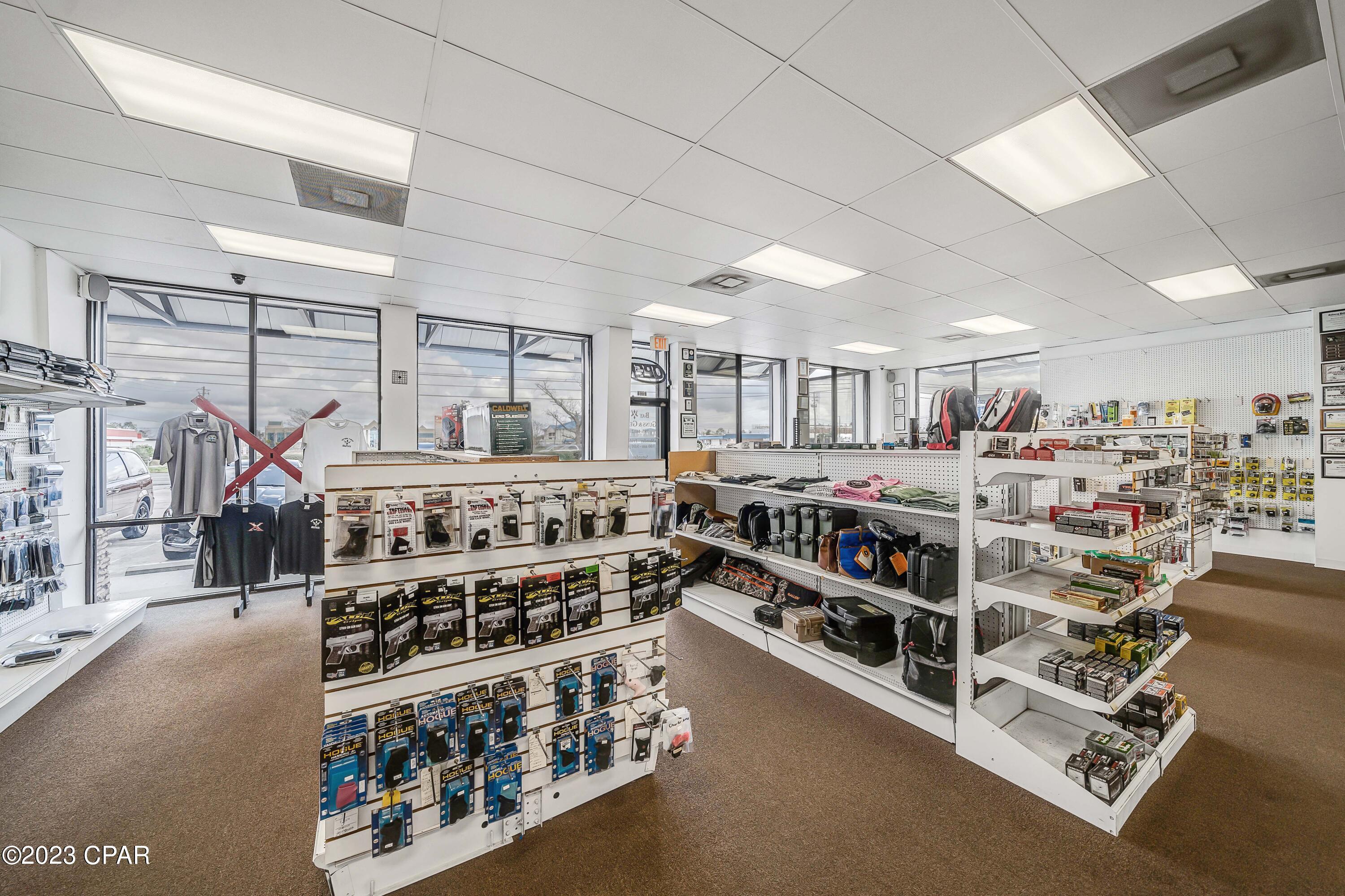 [No Recorded Subdiv] - Commercial Sale