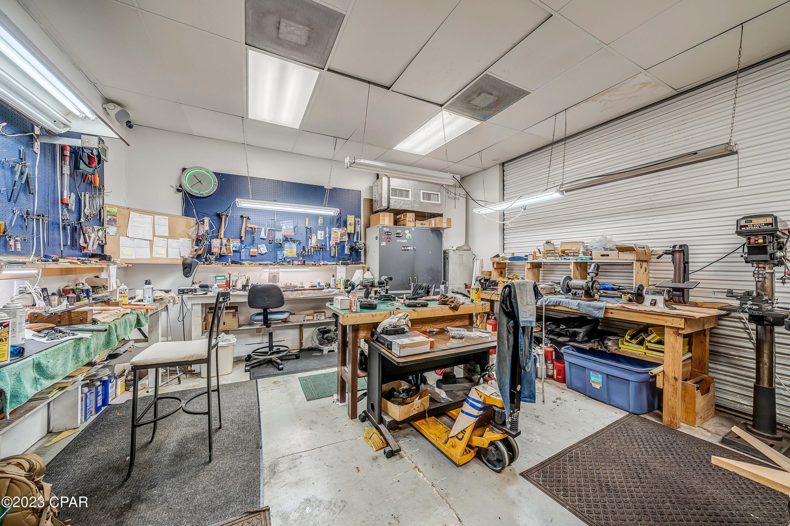 [No Recorded Subdiv] - Commercial Sale