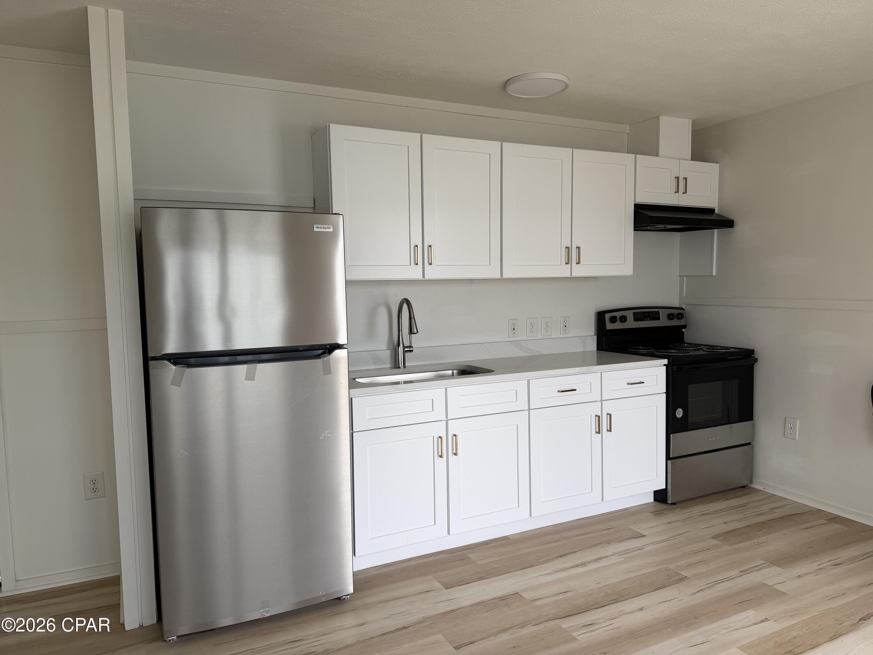 St And Bay Dev Co - Residential