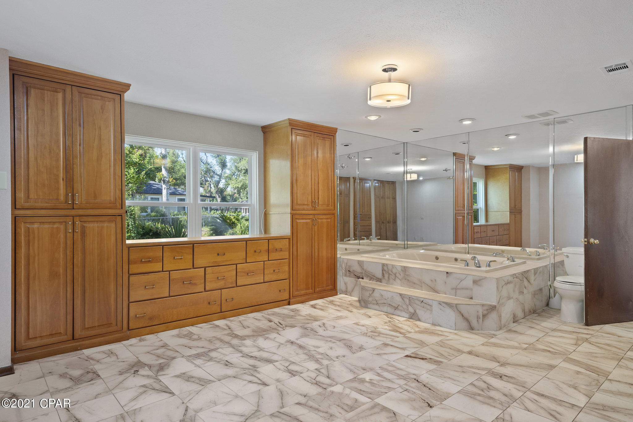 Sudduths 1st Add - Residential