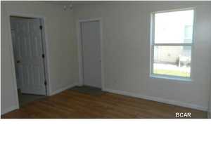 Palm Cove Phase III - Residential Lease