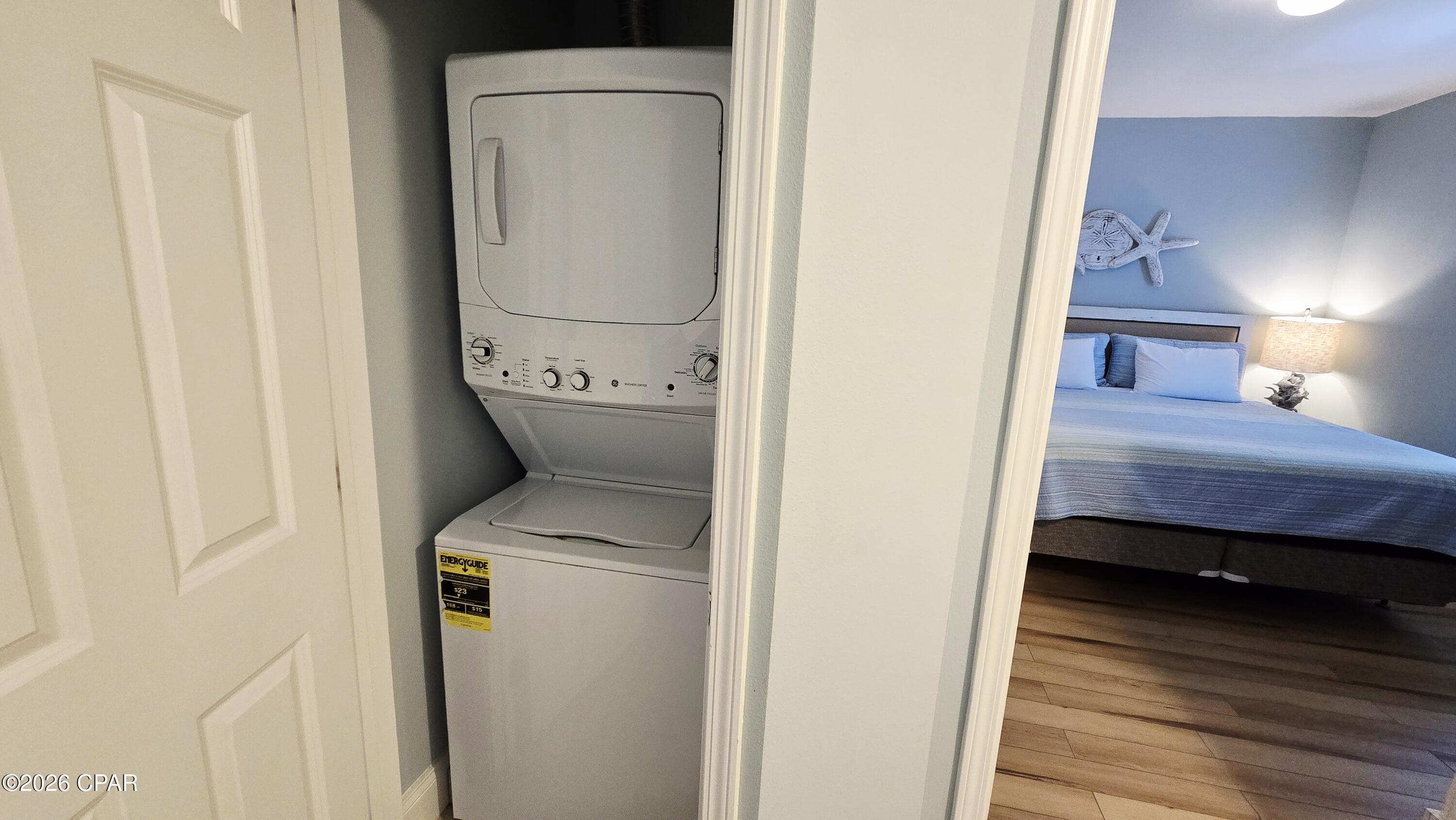 Laketown Wharf - Residential