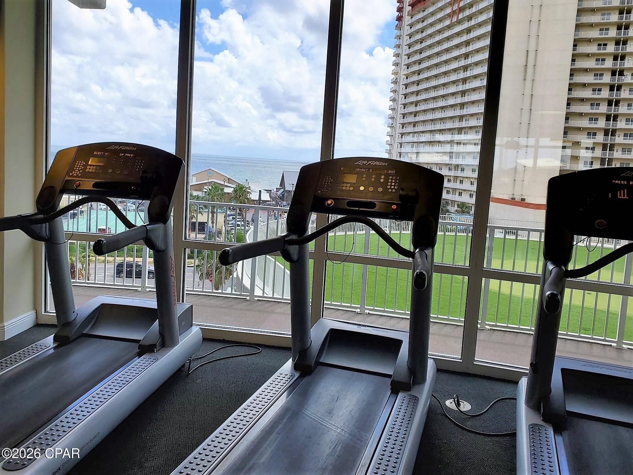 Laketown Wharf - Residential