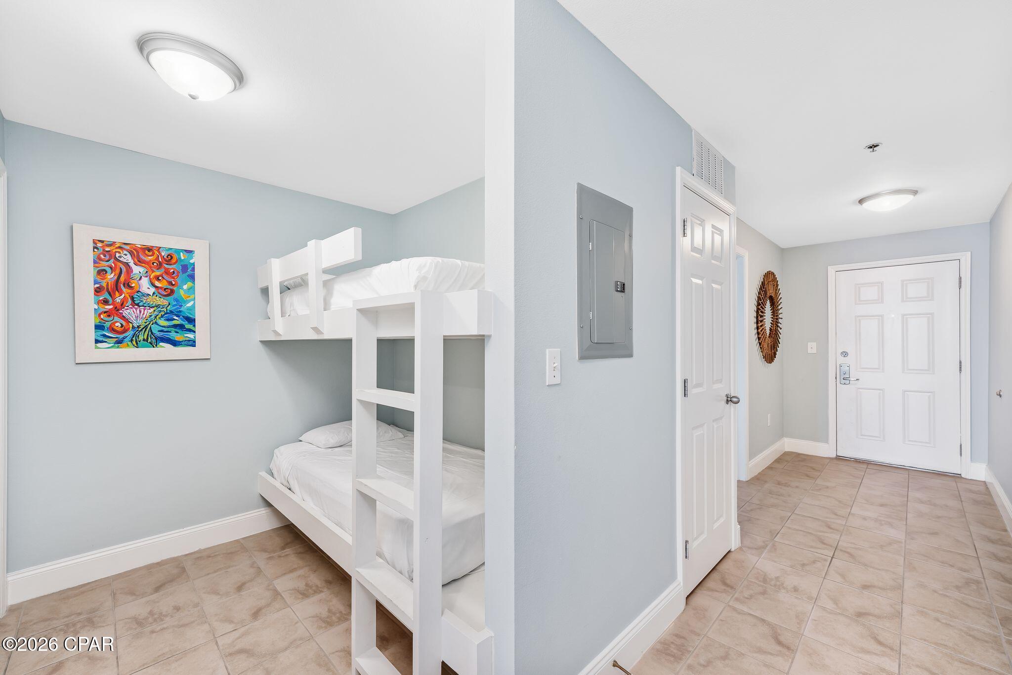 Laketown Wharf - Residential