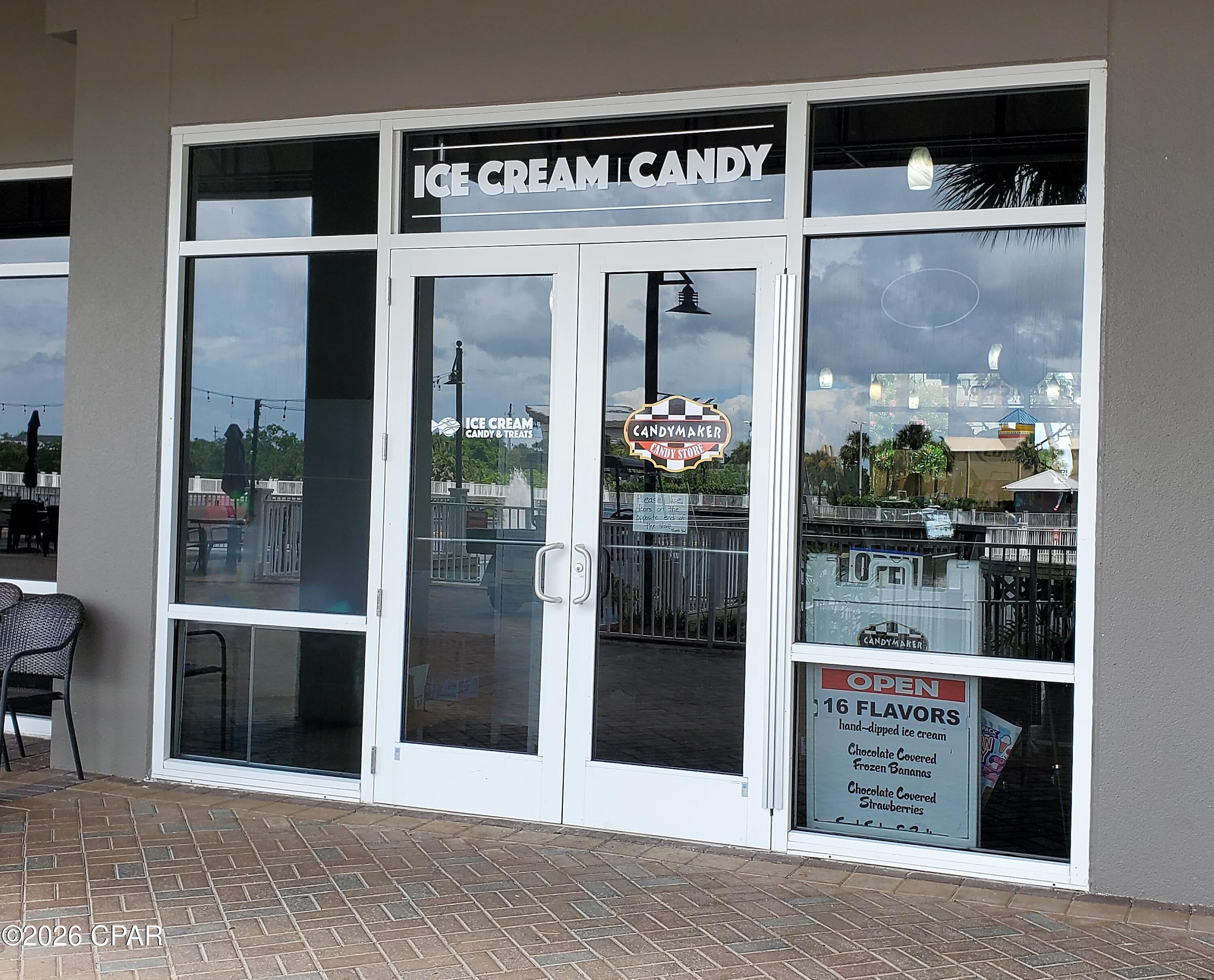 Laketown Wharf - Residential