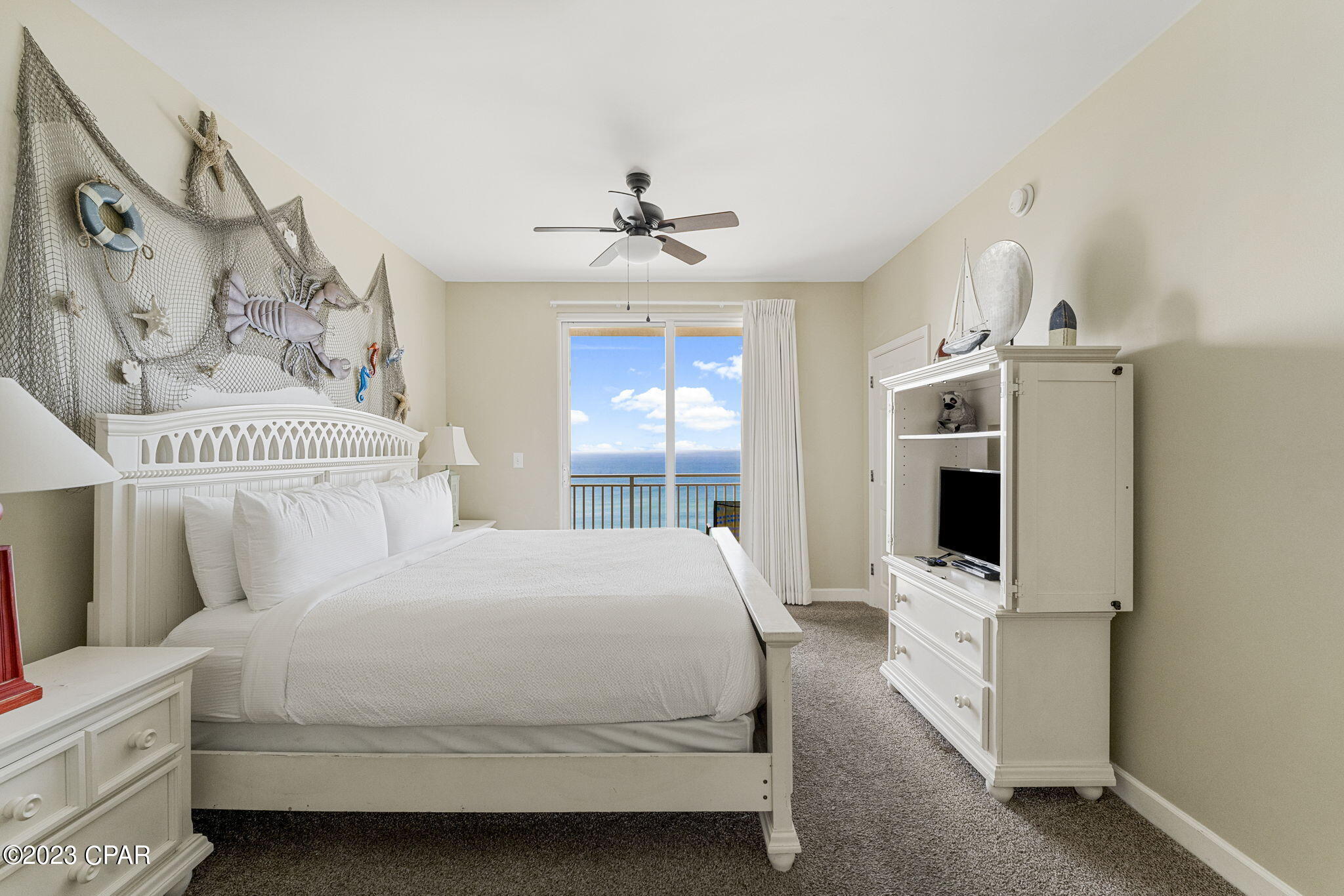 Splash Condo - Residential