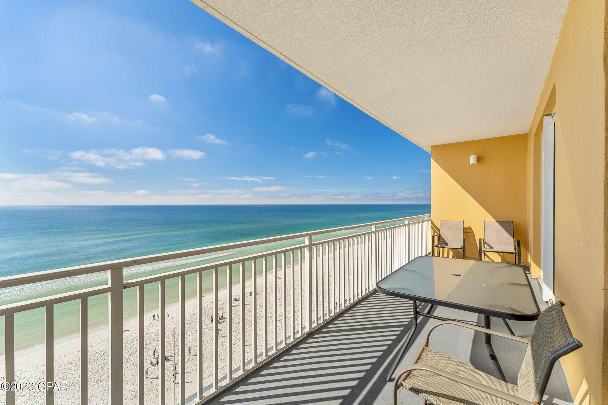 Splash Condo - Residential