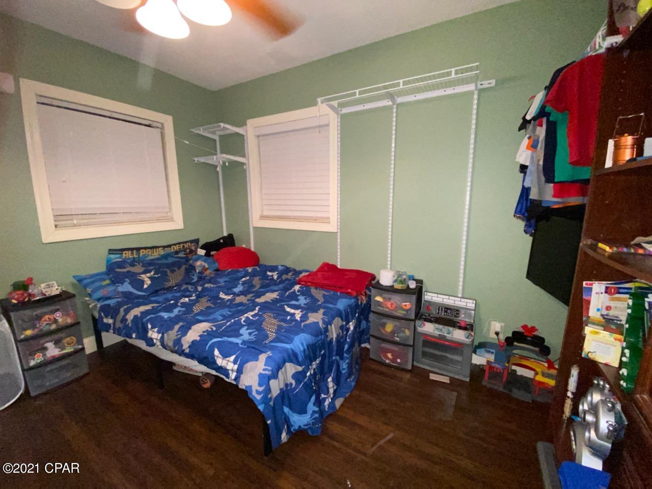 St And Bay Dev Co - Residential