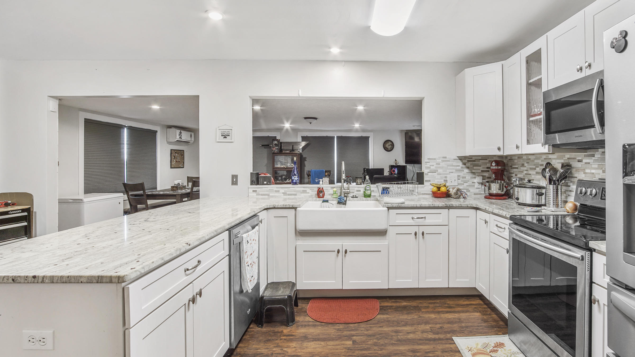 St And Bay Dev Co - Residential