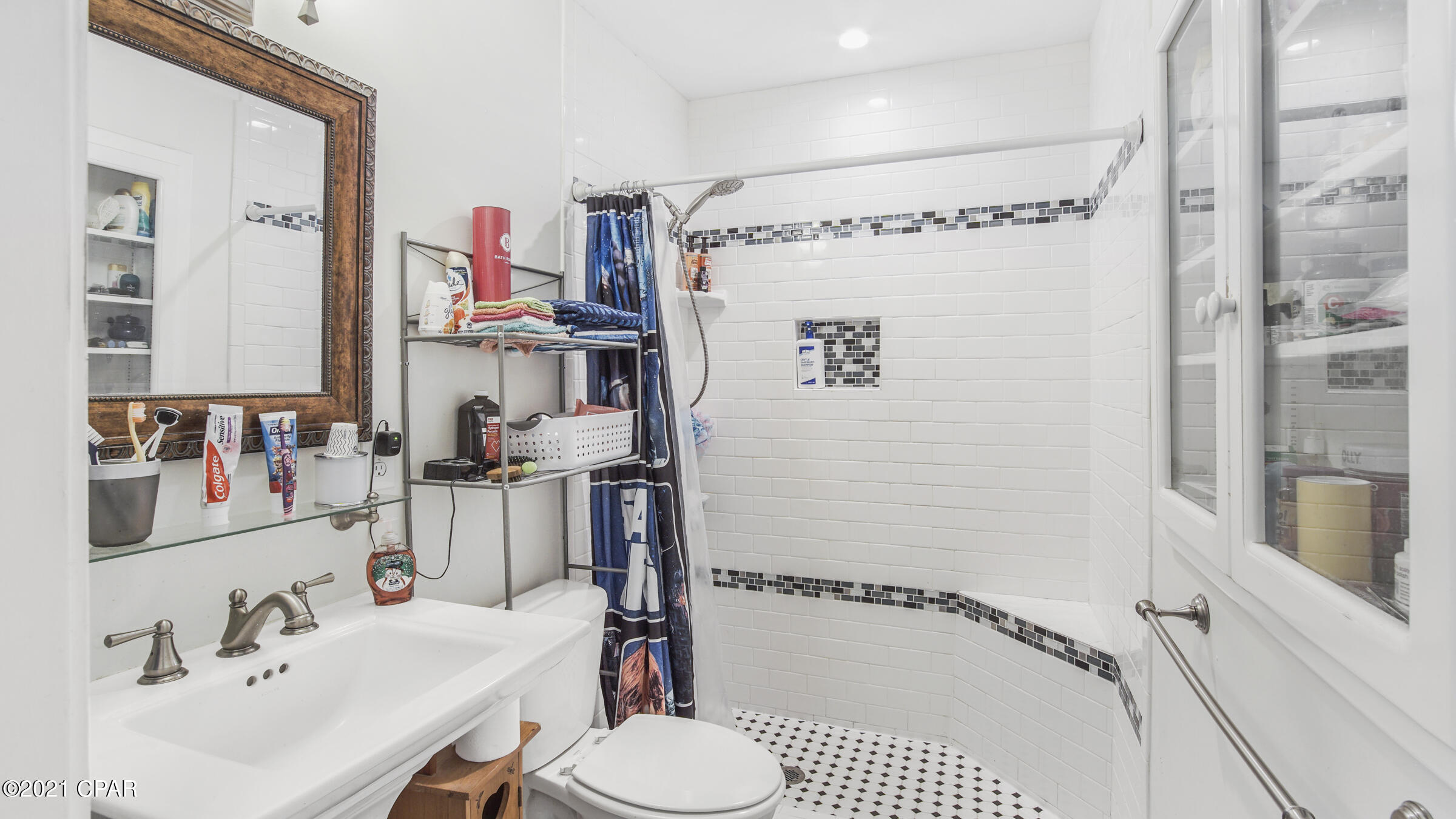 St And Bay Dev Co - Residential