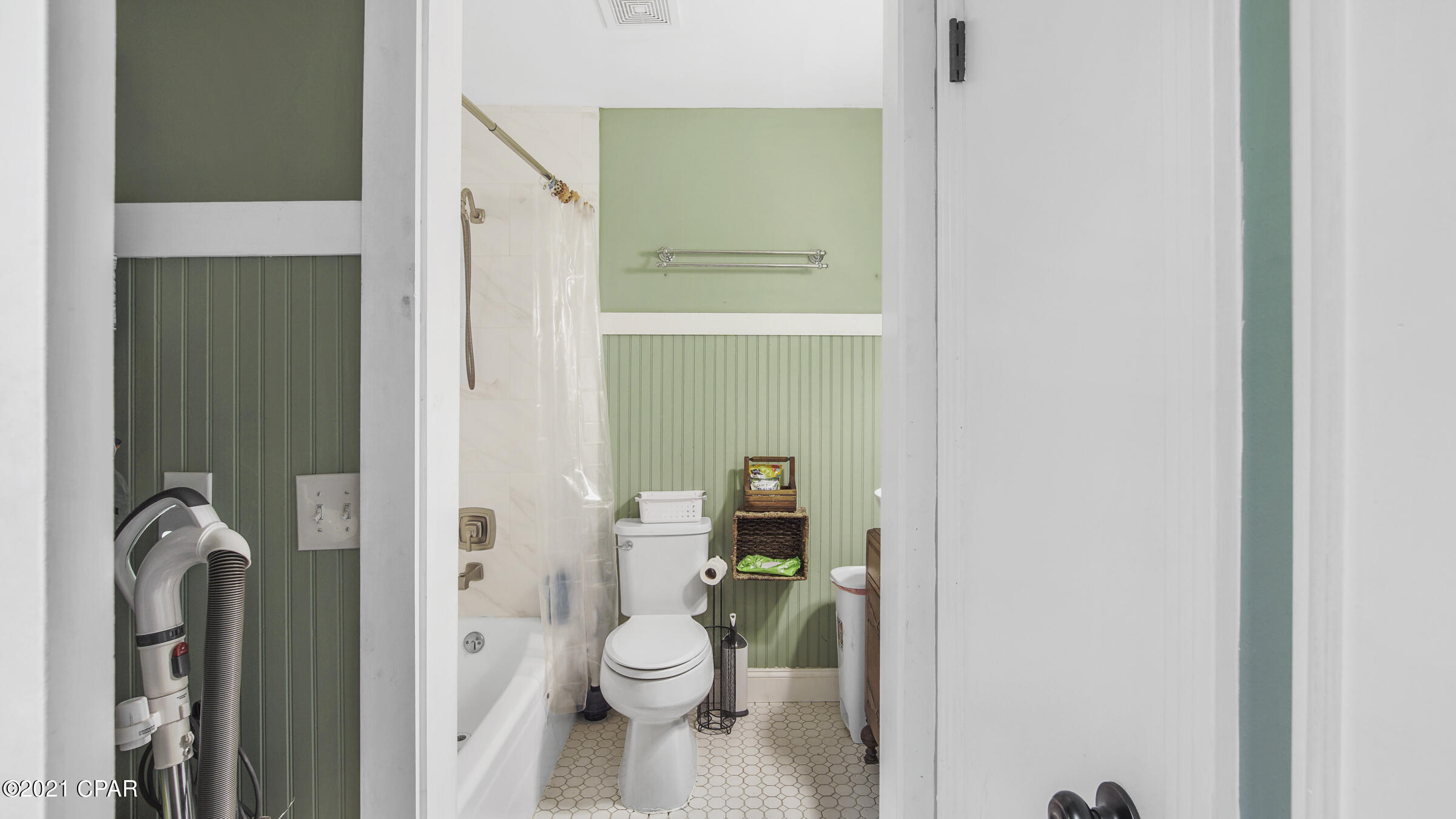 St And Bay Dev Co - Residential