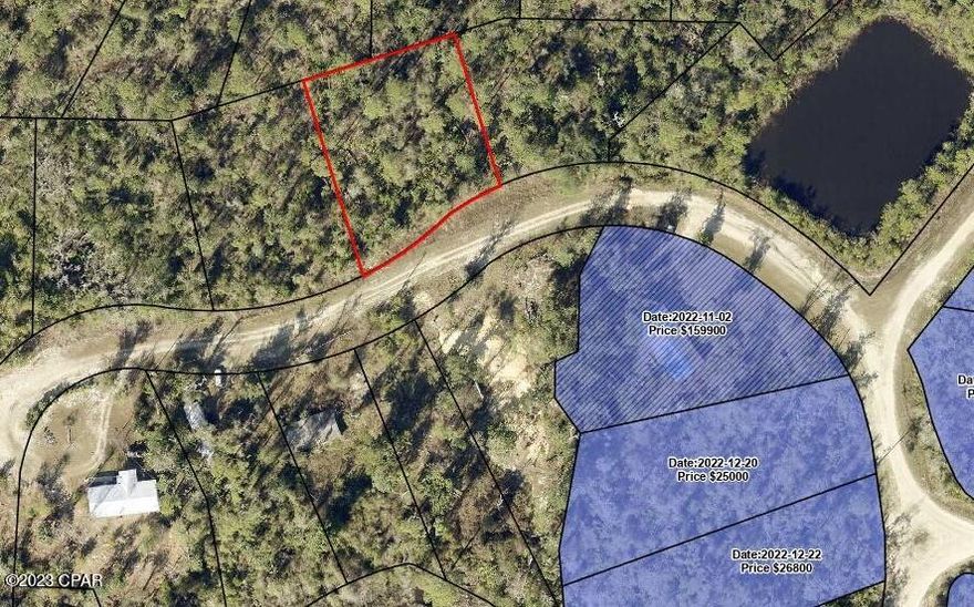 Hickory Bluff, named for the trees and high and dry land, here is a building lot, ready for a new construction or mobile home. Surrounded by new homes and a short distance to Fanning Bayou, fishing, boat ramp and just a few miles from Lynn Haven. The lot has with no association fees so bring your boat, RV, build a pole bar or workshop. Peaceful, quiet and ready to go today! Choose from many of the lots we have for sale in Hickory Bluff community! Call for additional details.