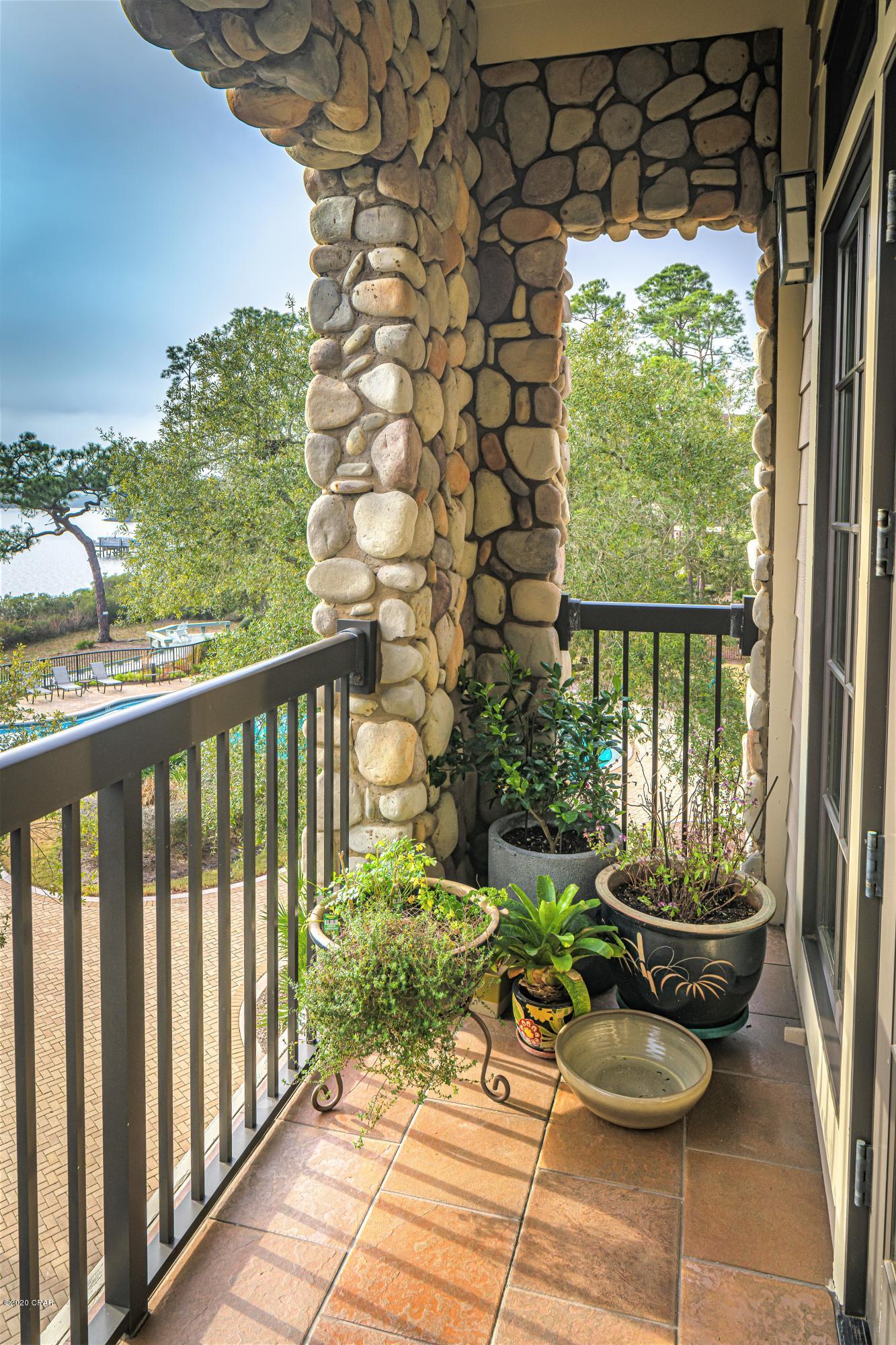 Lakeside Lodge At Prospect Pt - Residential