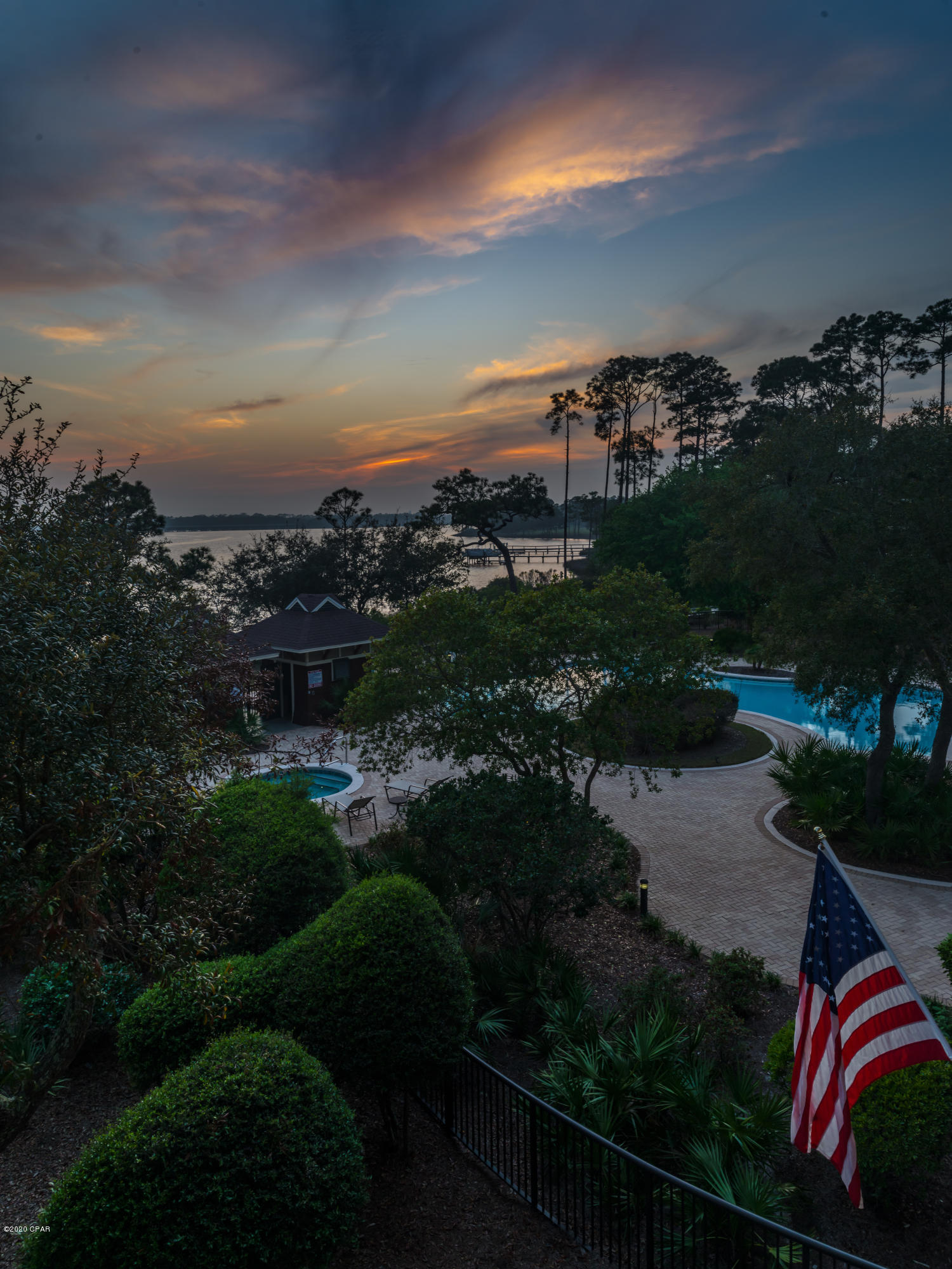 Lakeside Lodge At Prospect Pt - Residential