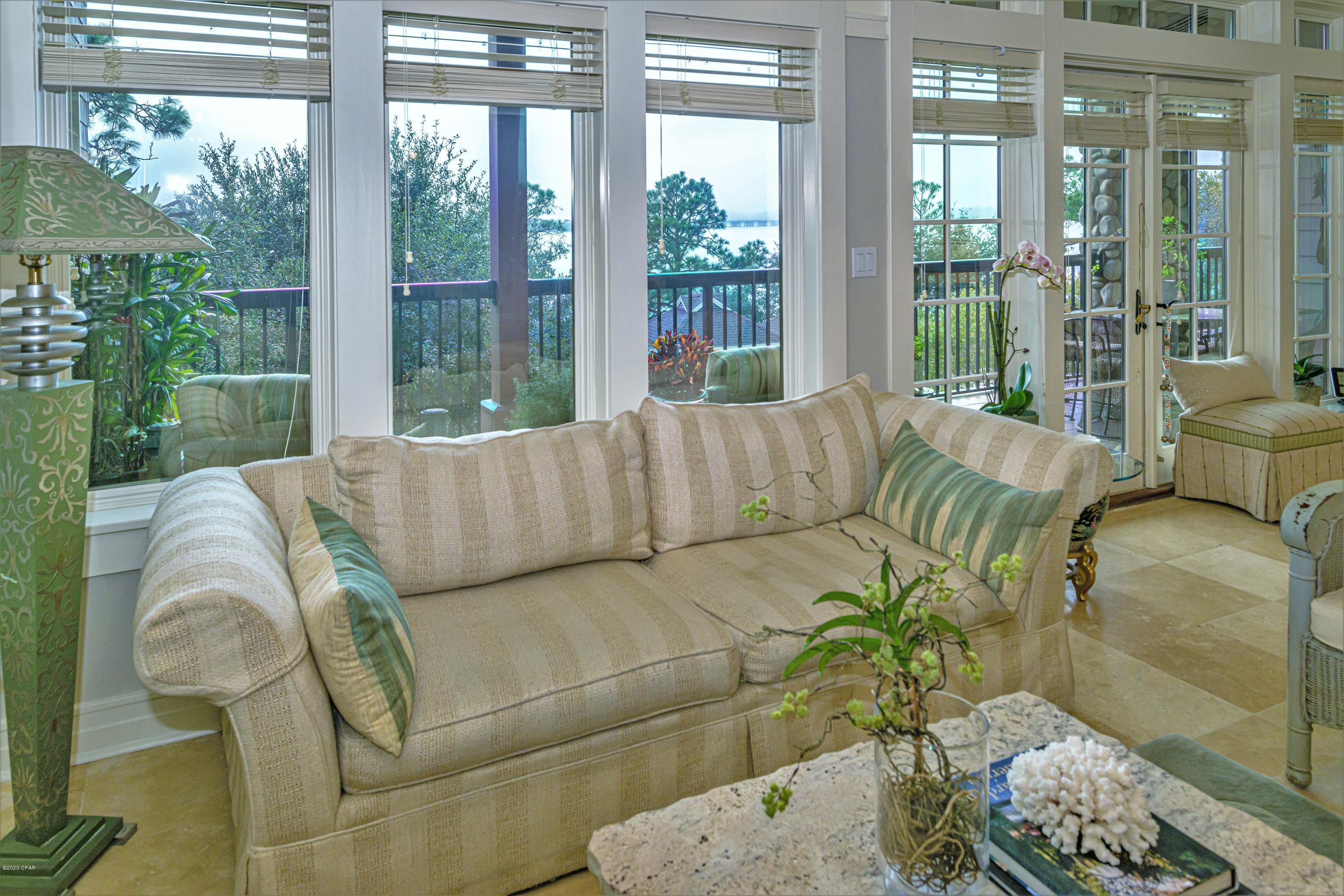 Lakeside Lodge At Prospect Pt - Residential