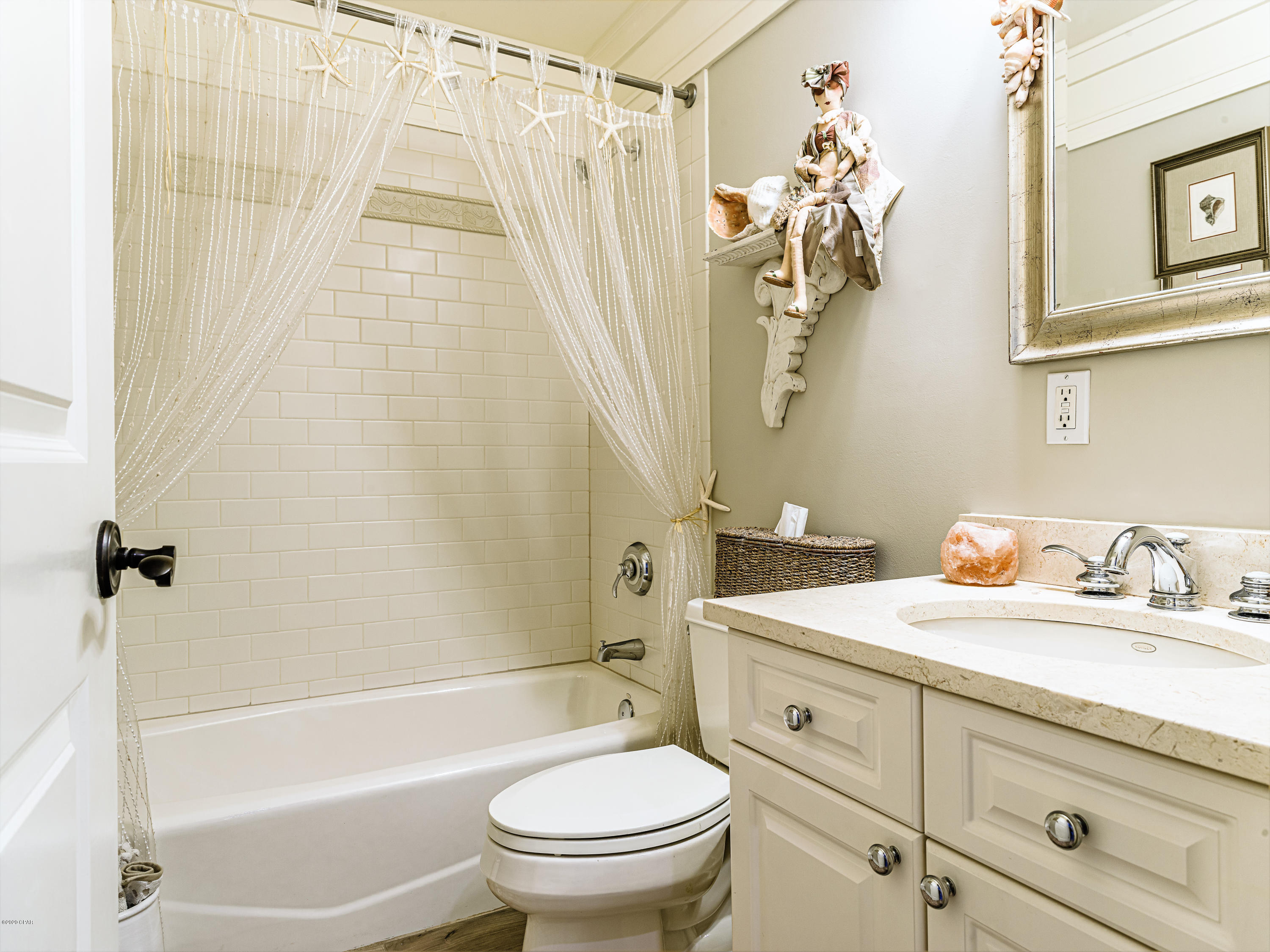 Lakeside Lodge At Prospect Pt - Residential