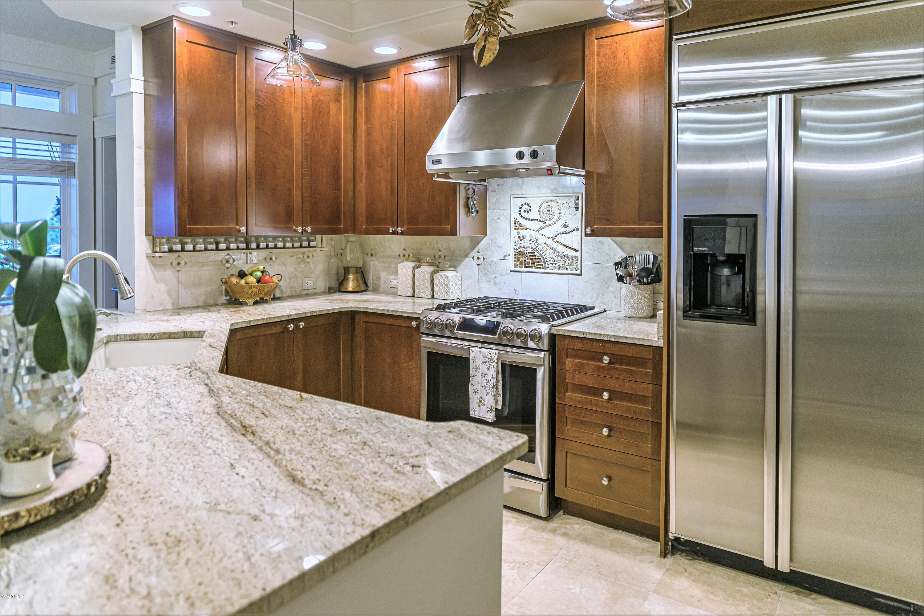 Lakeside Lodge At Prospect Pt - Residential