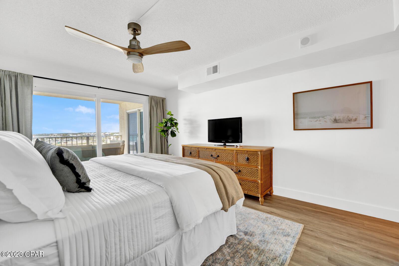 Regency Towers - Residential