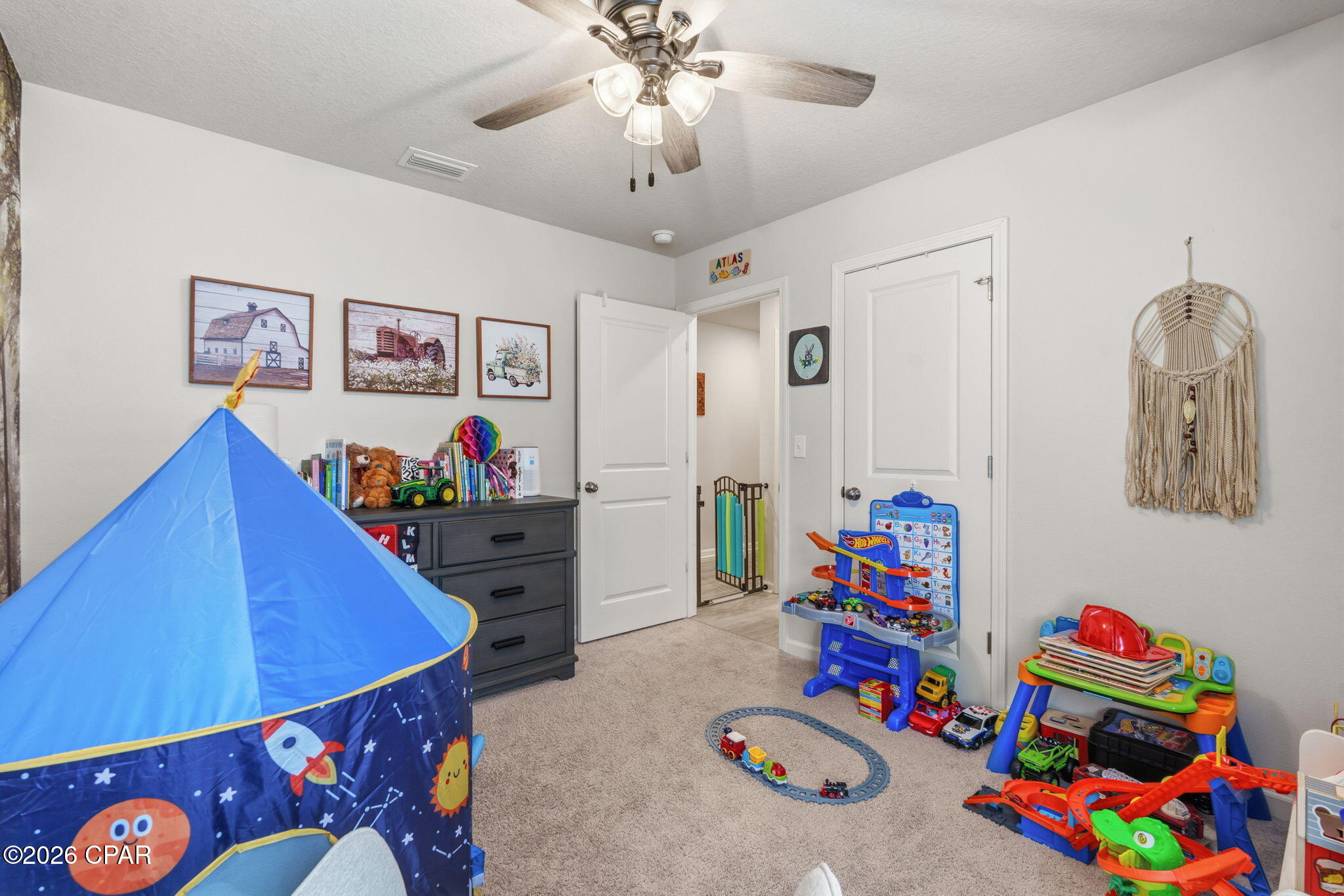 [No Recorded Subdiv] - Residential