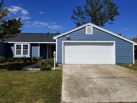 A home in Lynn Haven