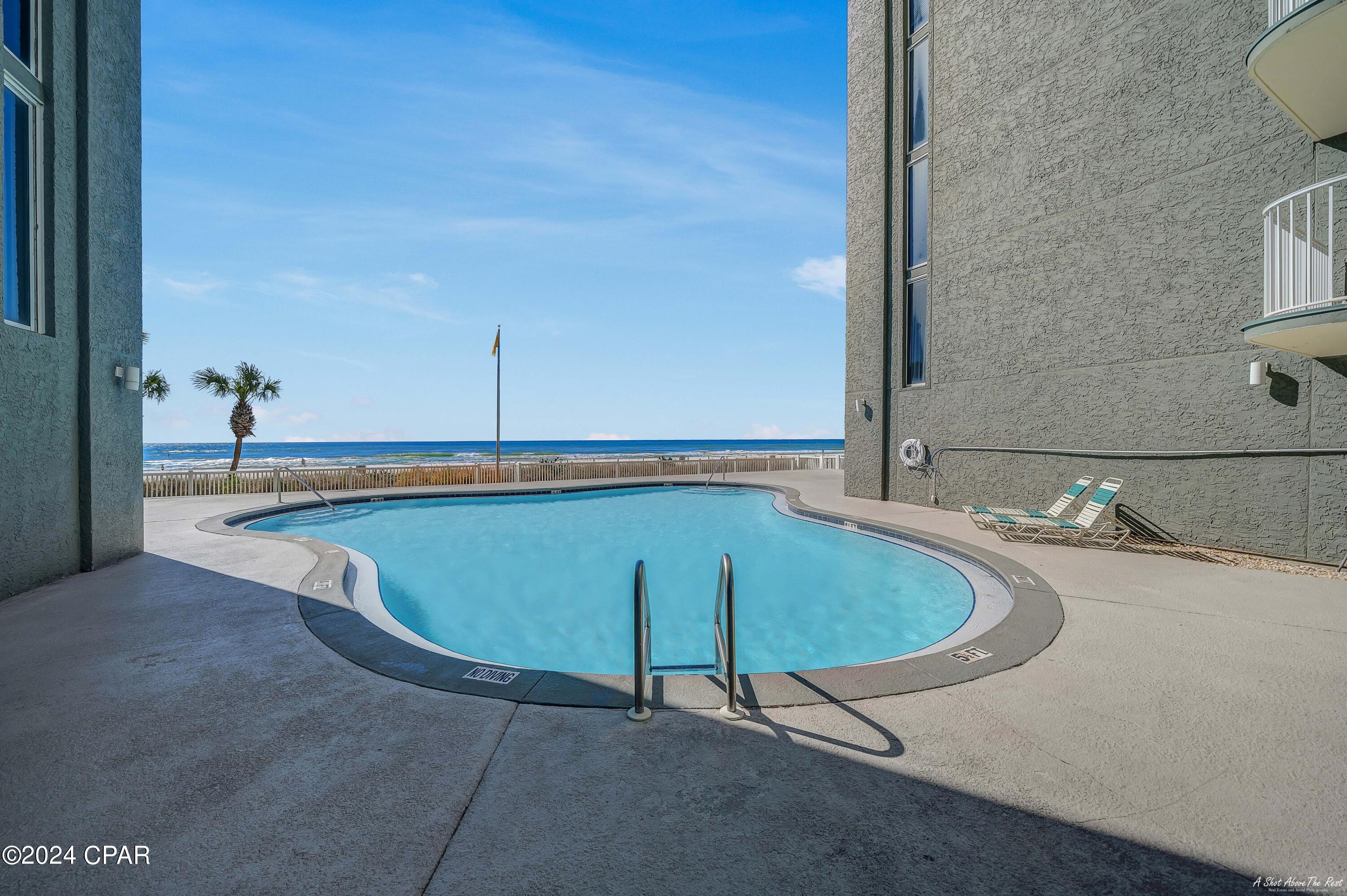 Long Beach Towers I - Residential