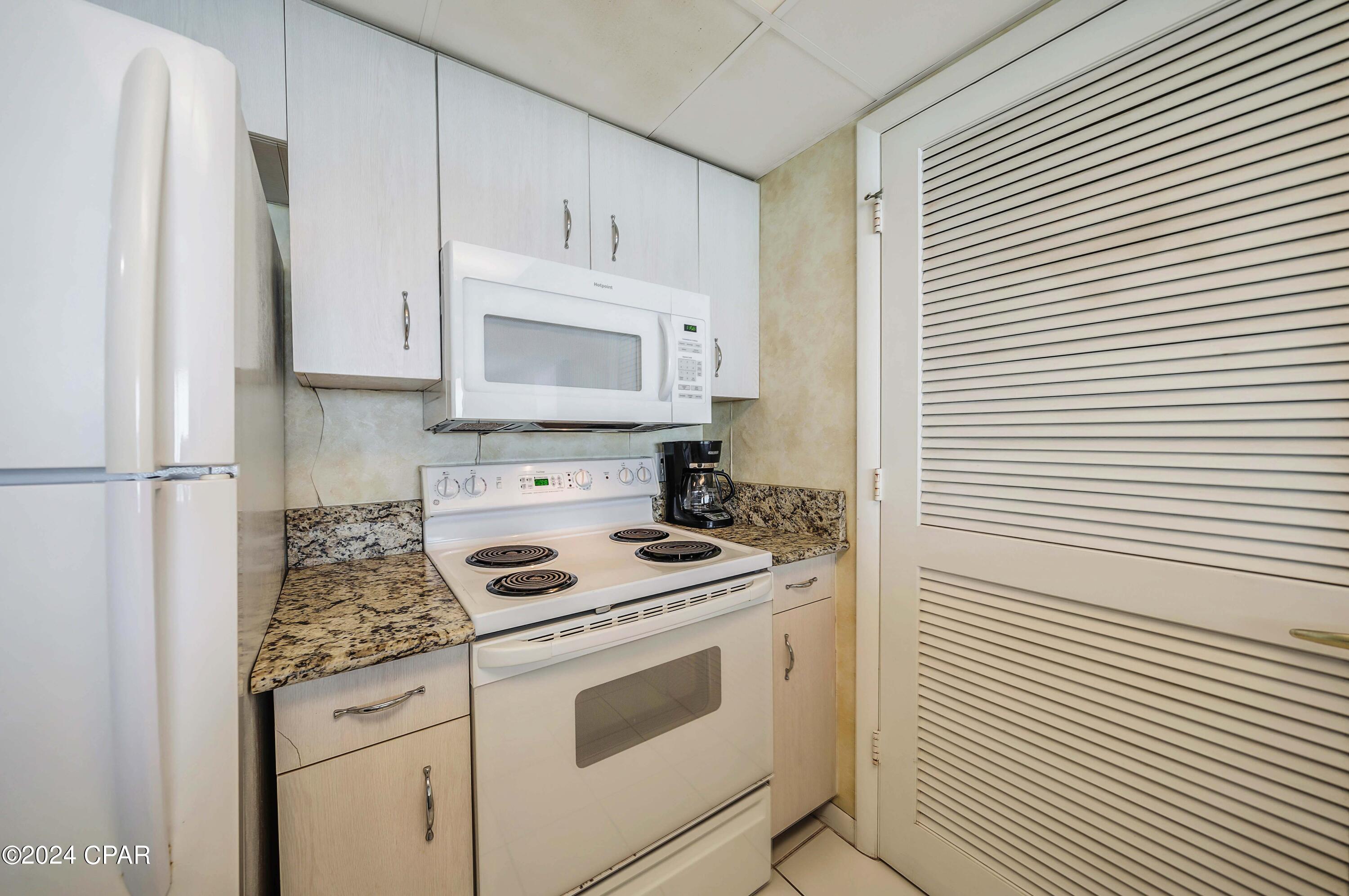 Long Beach Towers I - Residential