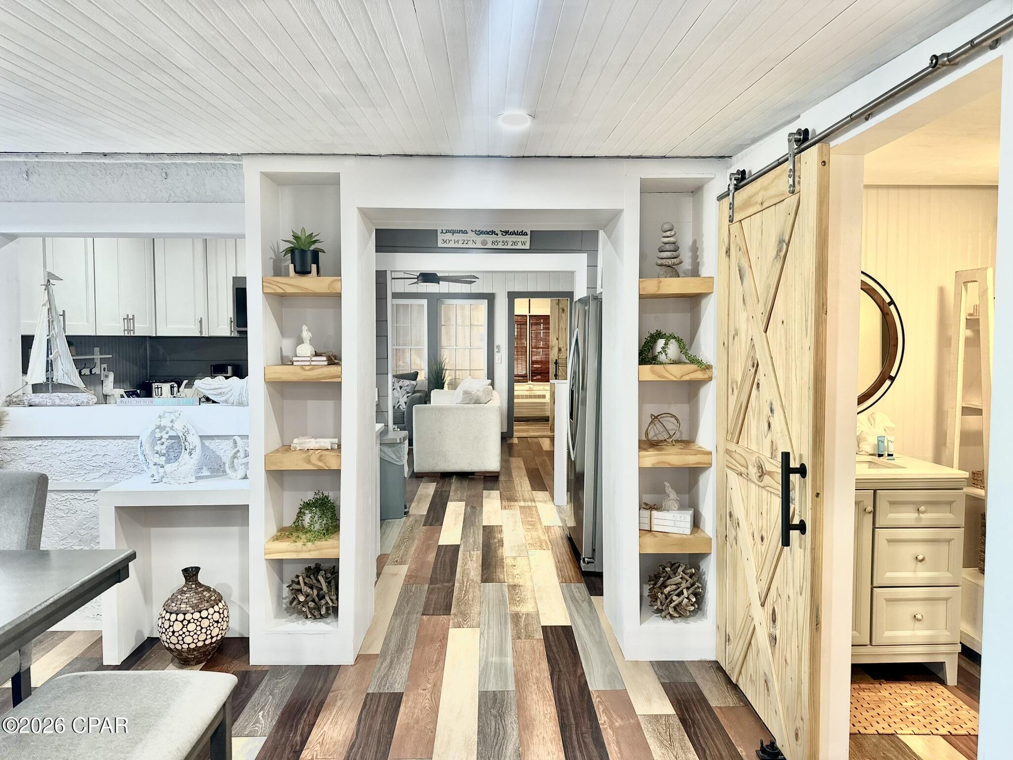 Laguna Beach Estates 6th Add - Residential