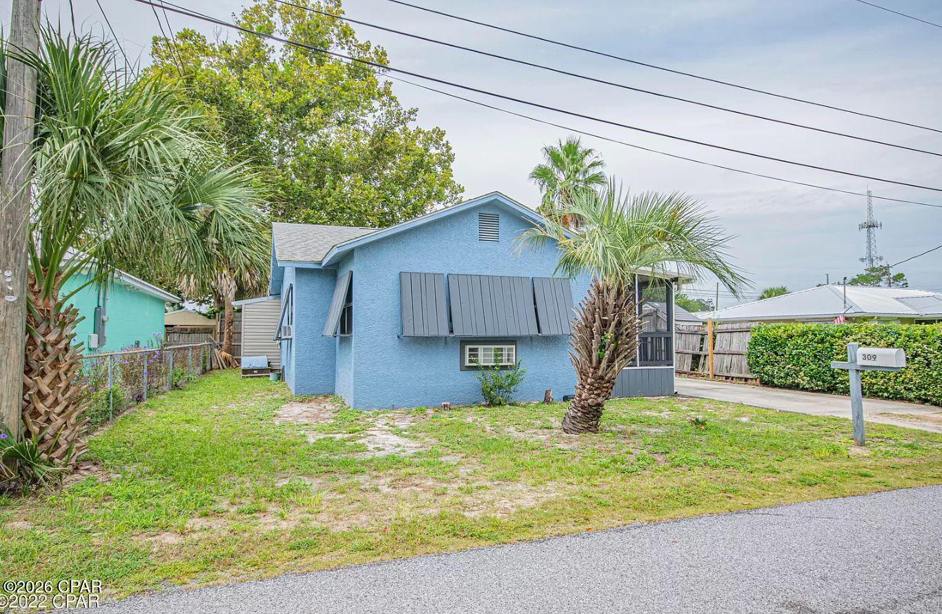 Laguna Beach Estates 6th Add - Residential