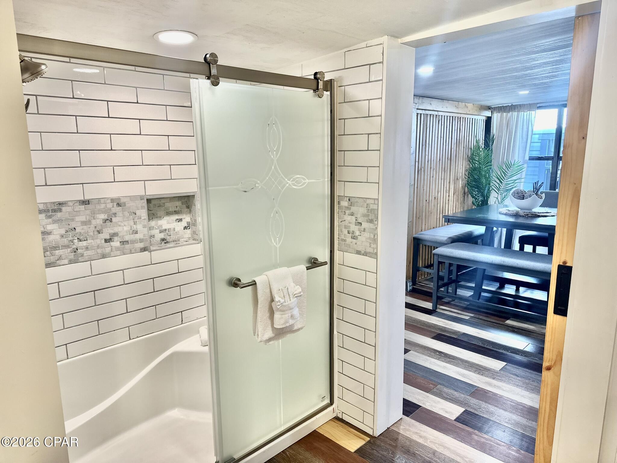 Laguna Beach Estates 6th Add - Residential