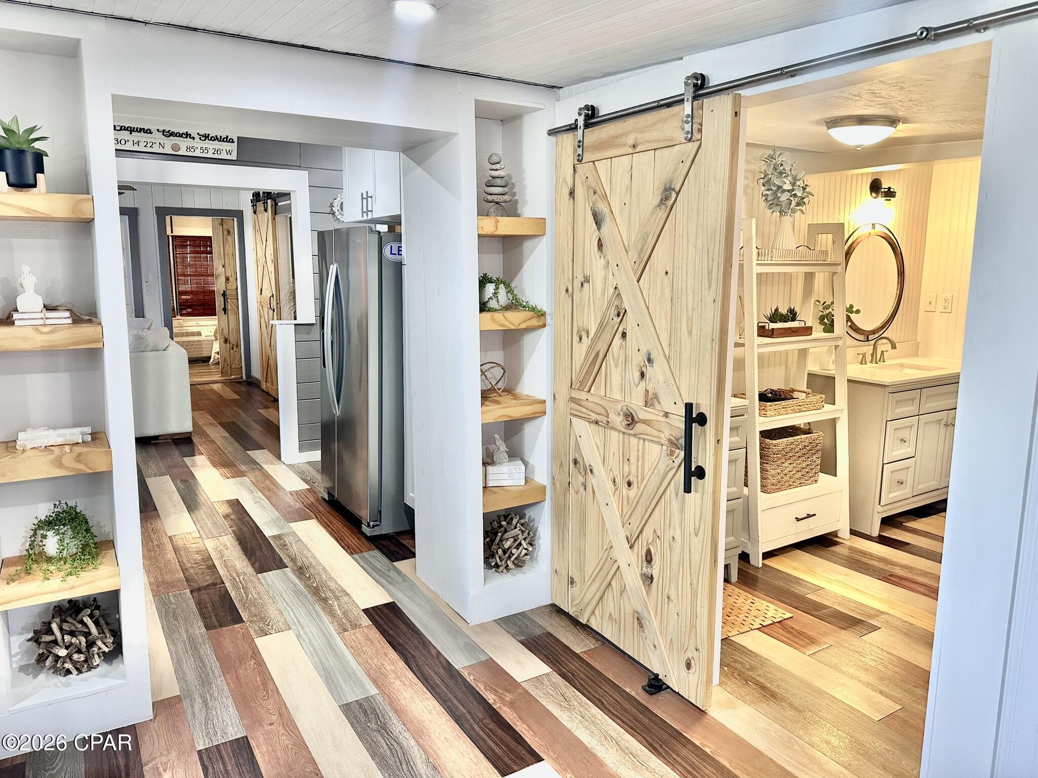 Laguna Beach Estates 6th Add - Residential