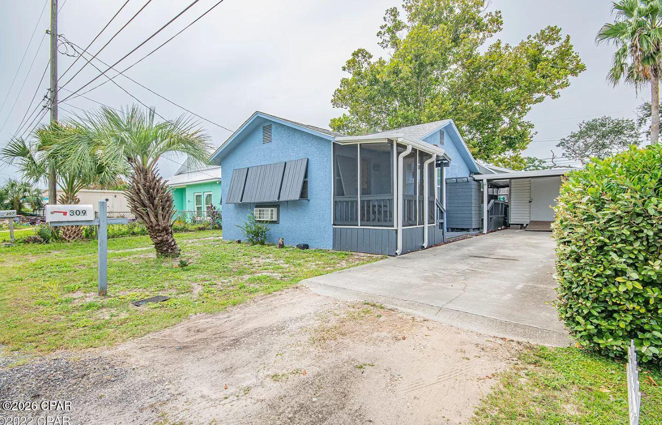 Laguna Beach Estates 6th Add - Residential