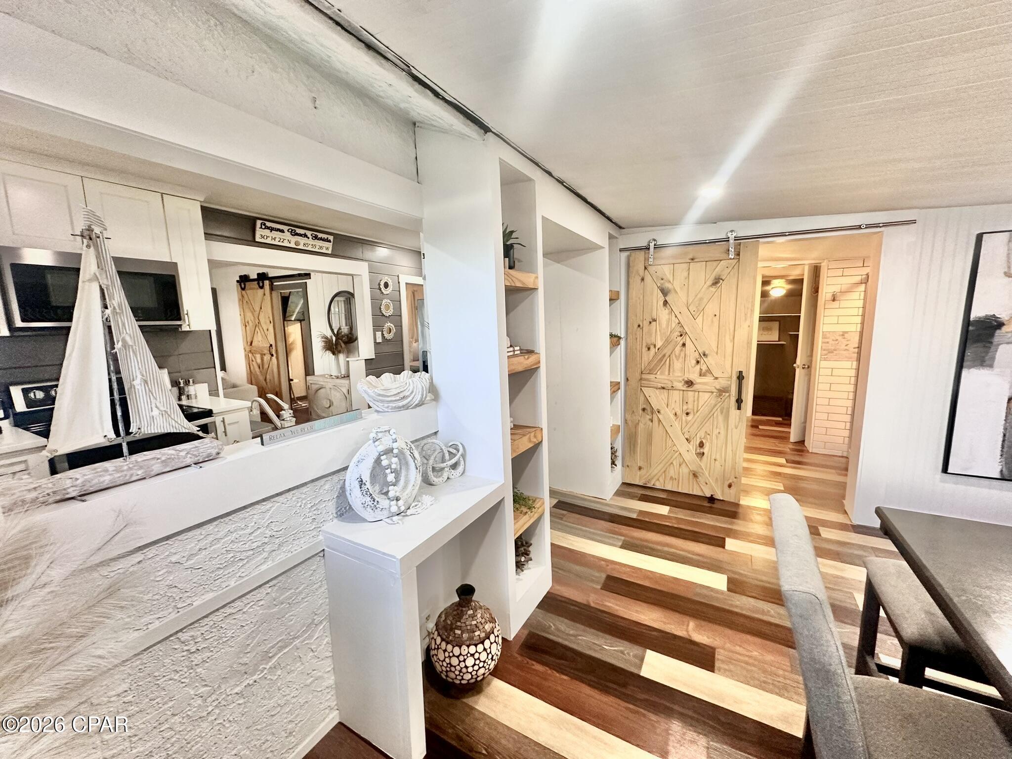 Laguna Beach Estates 6th Add - Residential