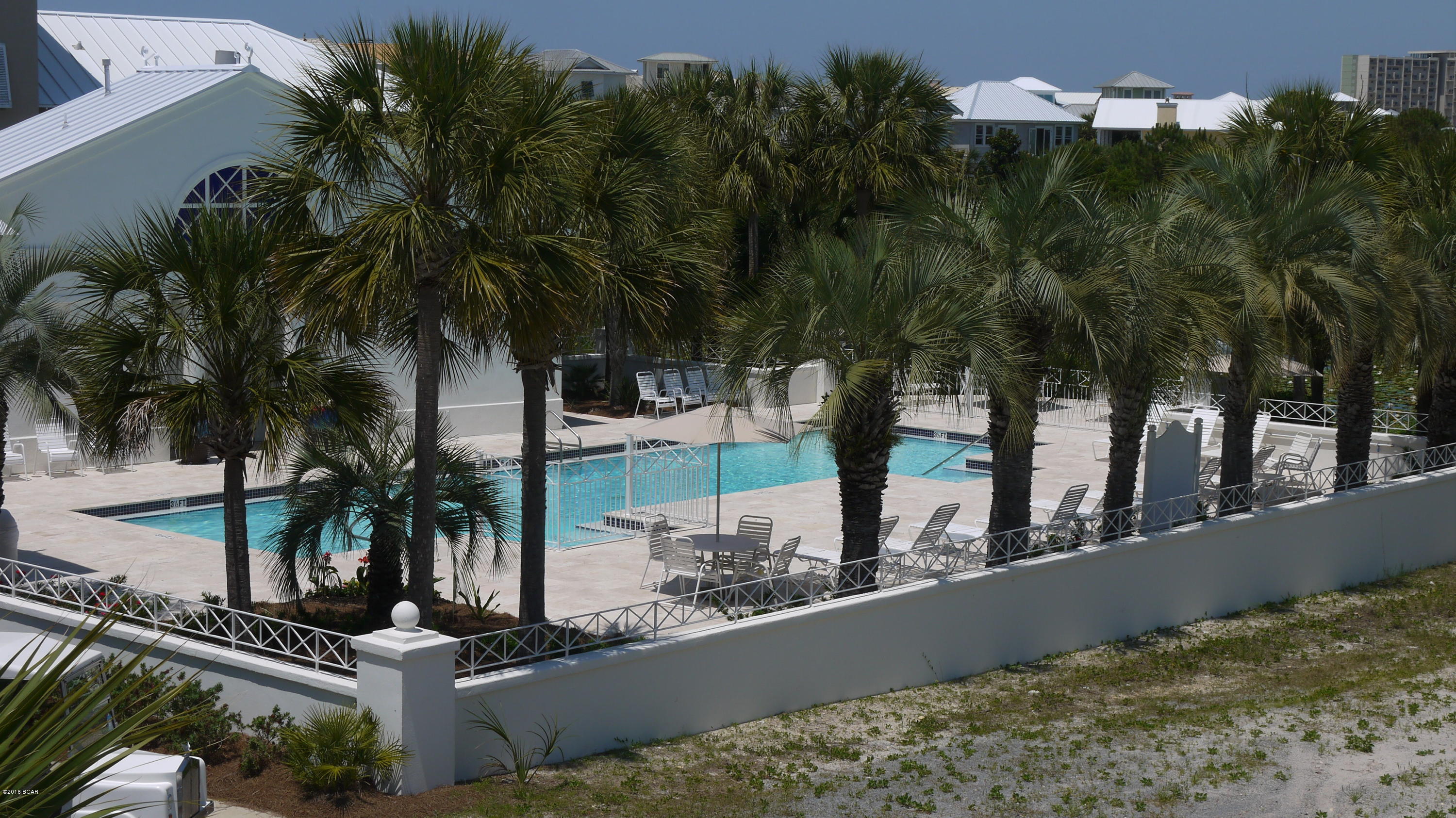 Carillon Beach - Land