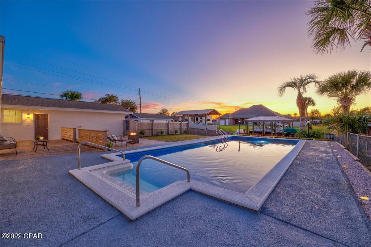 Baywood Shores Est Unit 2 - Residential