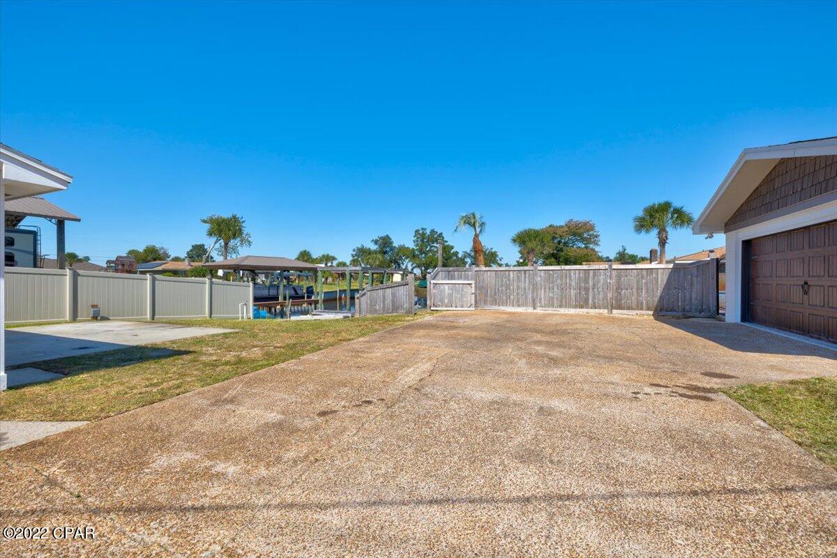 Baywood Shores Est Unit 2 - Residential