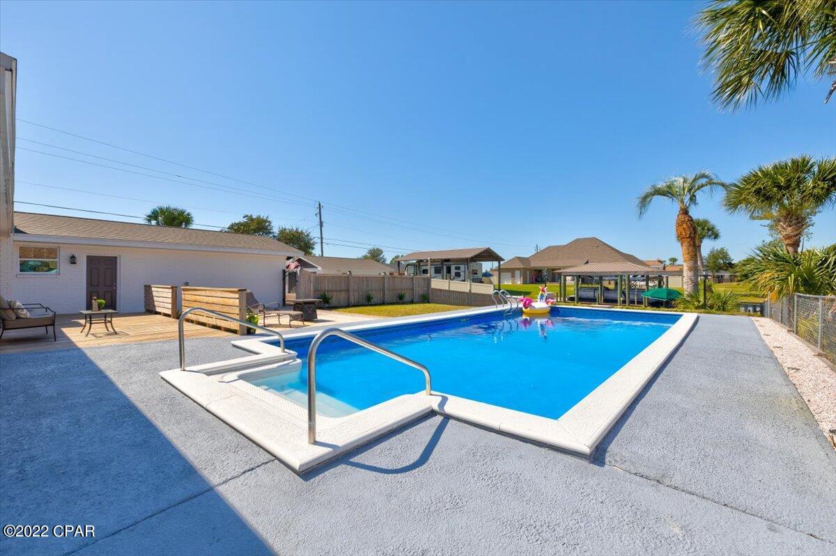 Baywood Shores Est Unit 2 - Residential