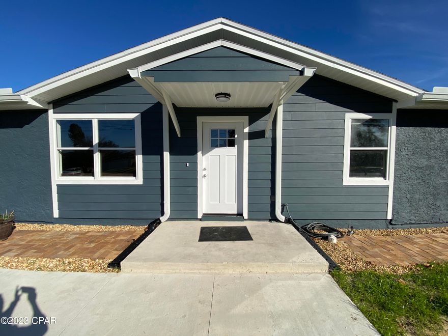 COMPLETELY REMODELED 3bd 2ba 1,250sqft w/ large fenced in yard in Venetian Villa. New roof, LVP flooring, recessed lighting, custom painting, crown molding, new cabinets & doors. New stainless appliances, vanities, fixtures- everything is new! Bluetooth speakers in bathrooms. Large laundry room, washer & dryer included. 2-car garage, Florida room [not counted in sqft], and covered back porch. Room for your boat. MUST SEE! Sorry no pets.